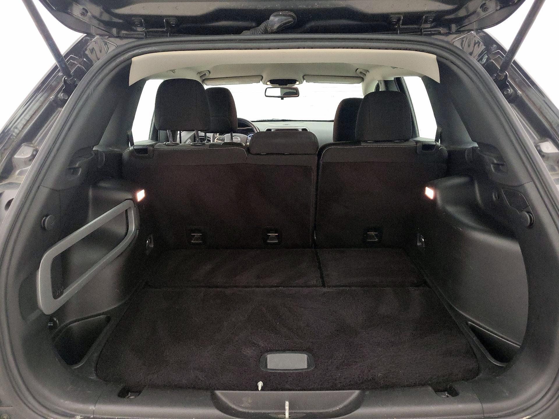 Thumbnail: 2015 Jeep Cherokee - 20