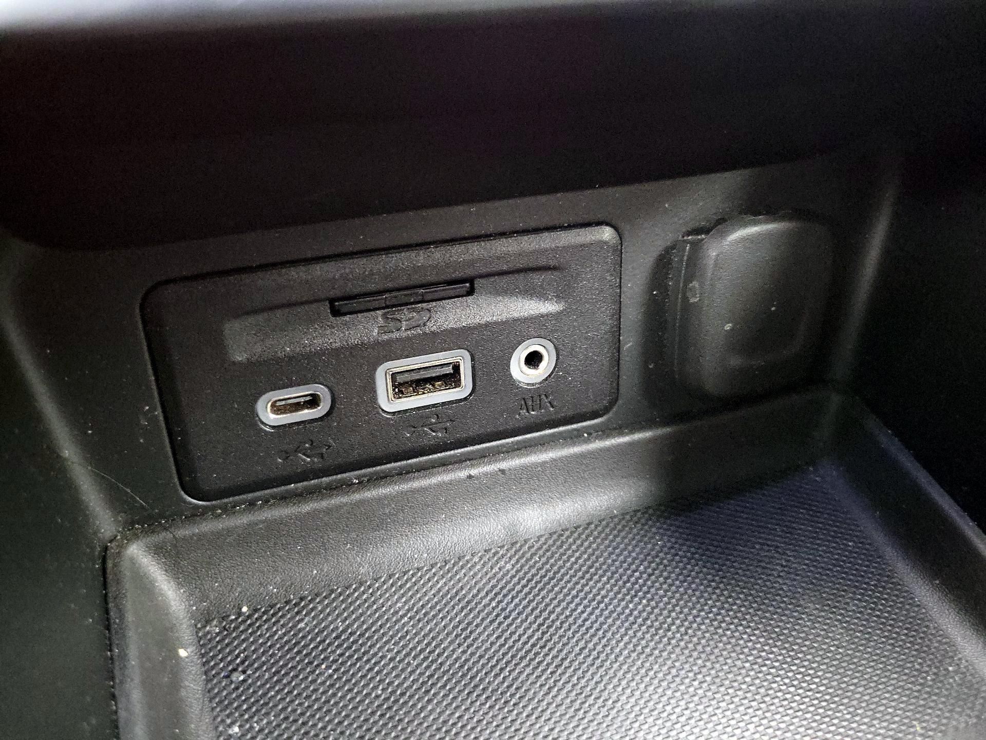 Thumbnail: 2019 GMC Terrain - 19