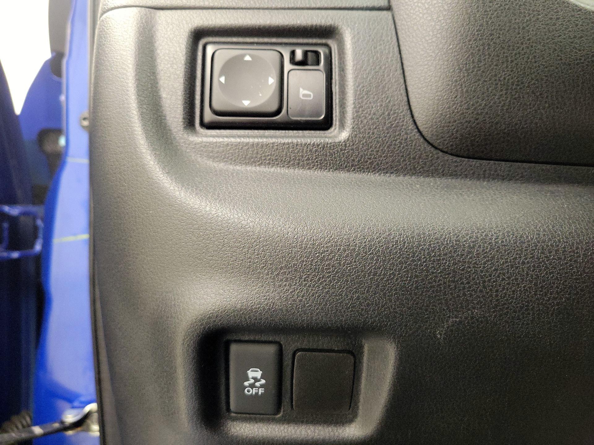 Thumbnail: 2017 Nissan Versa - 13