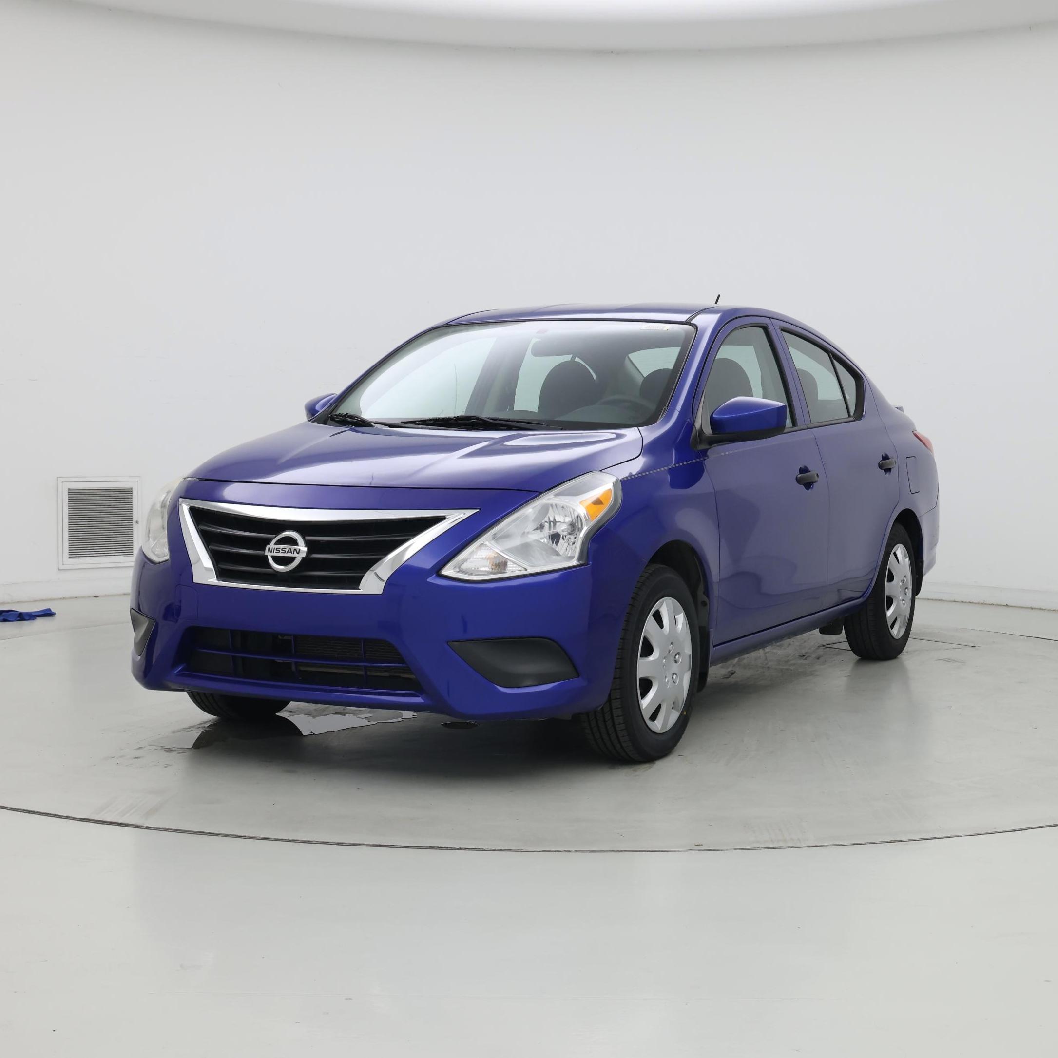Thumbnail: 2017 Nissan Versa - 4