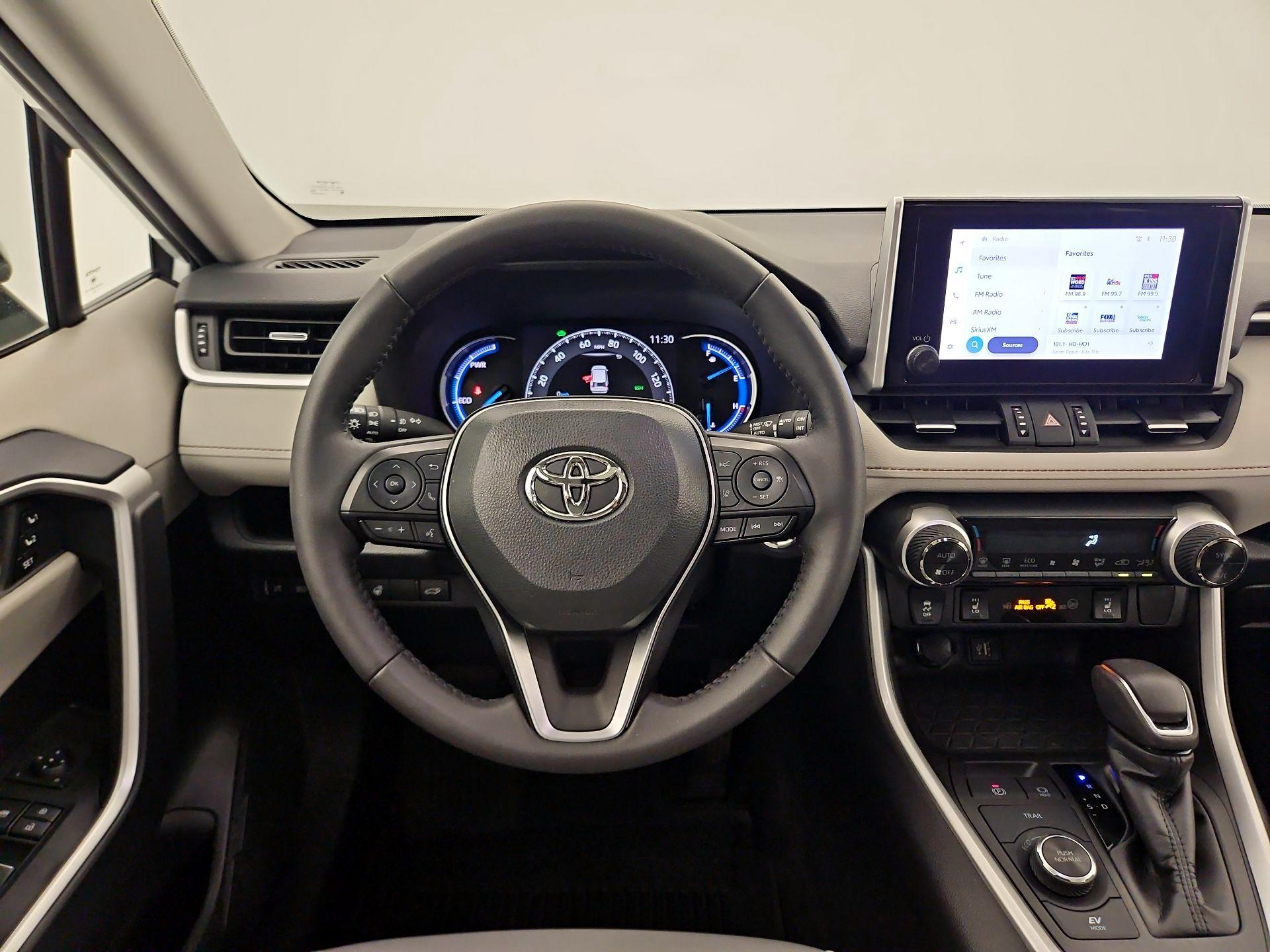 Thumbnail: 2024 Toyota RAV4 - 10