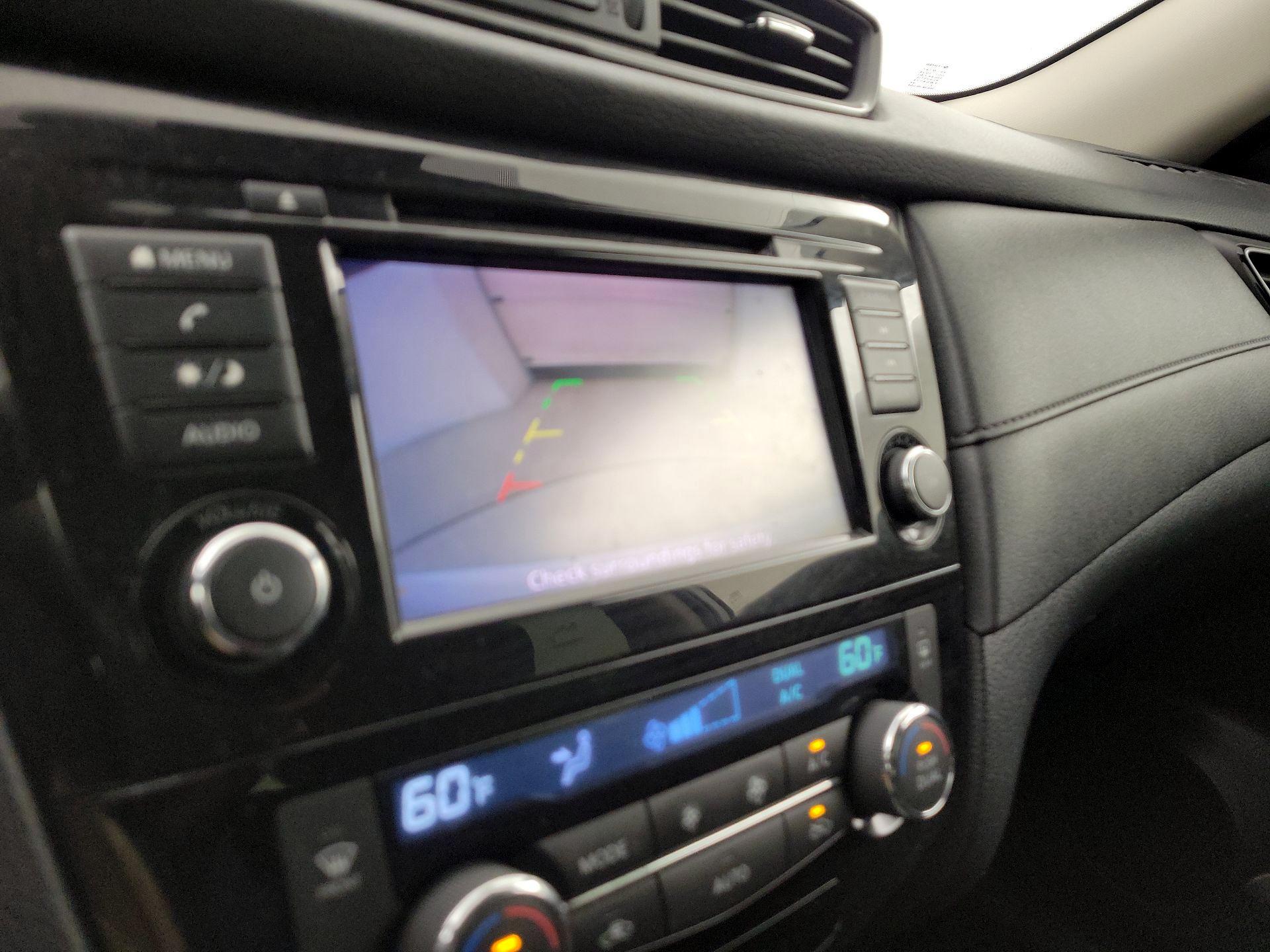 Thumbnail: 2020 Nissan Rogue - 14