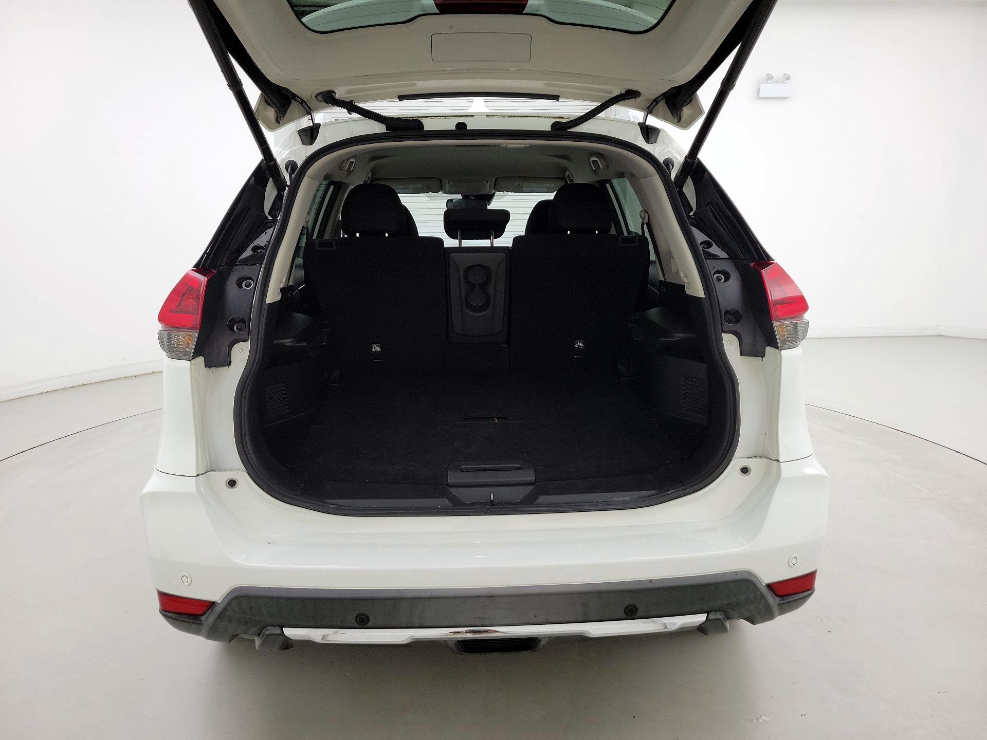 Thumbnail: 2020 Nissan Rogue - 20