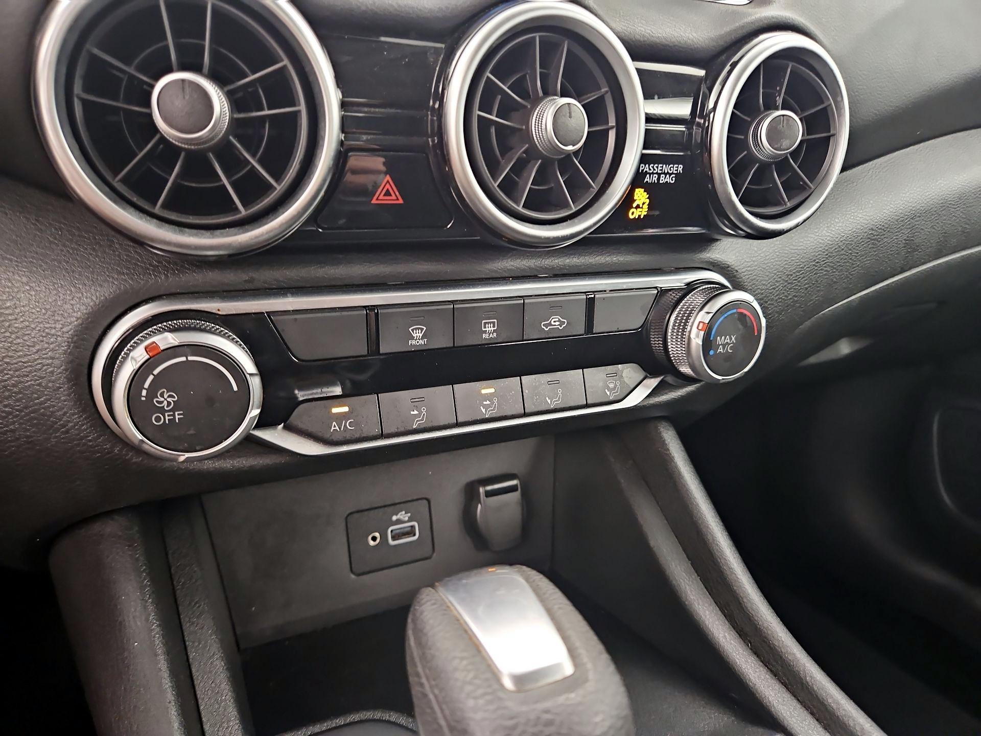 Thumbnail: 2023 Nissan Sentra - 16