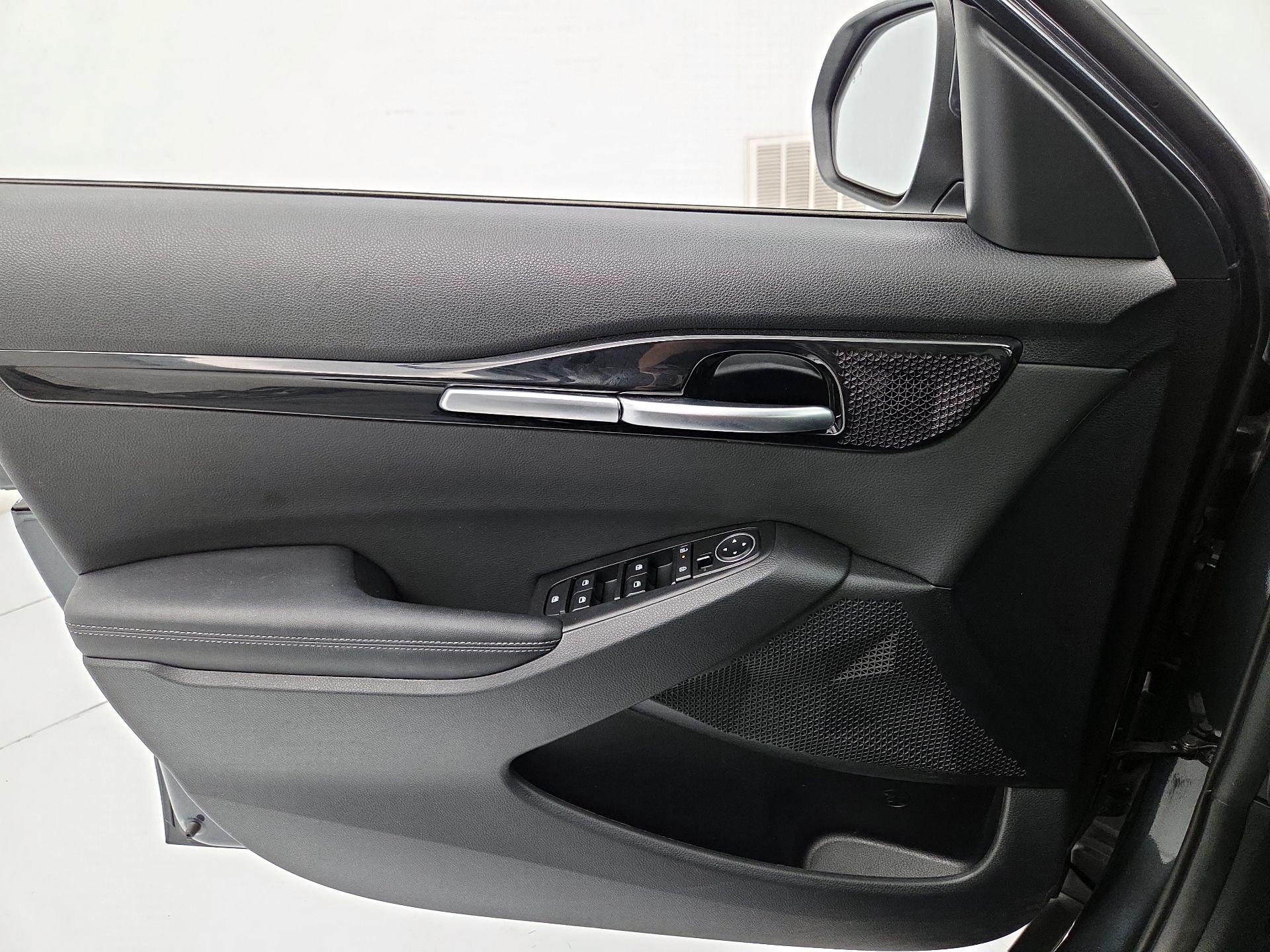 Thumbnail: 2025 Kia Seltos - 12