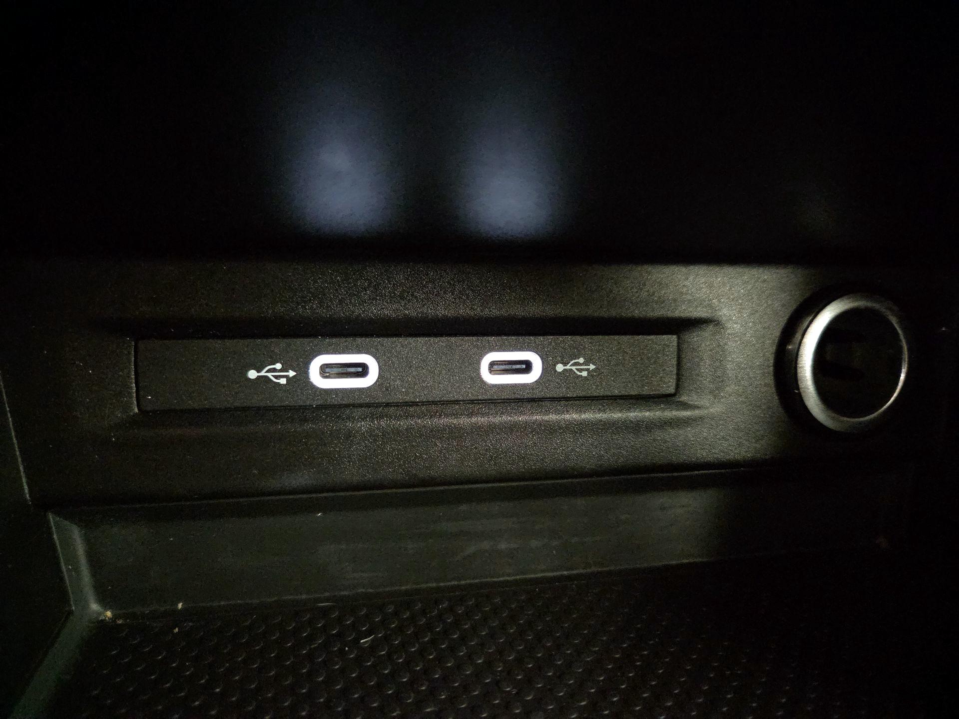 Thumbnail: 2024 Volkswagen Taos - 18