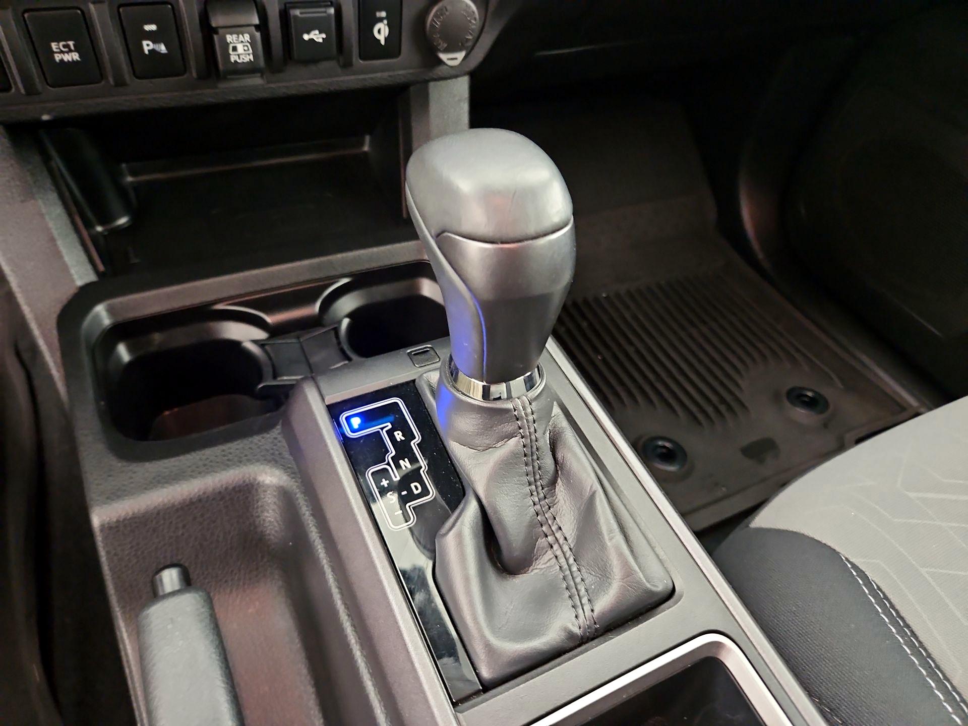 Thumbnail: 2023 Toyota Tacoma - 17
