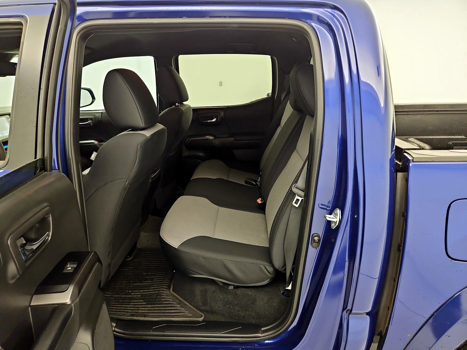 Thumbnail: 2023 Toyota Tacoma - 19