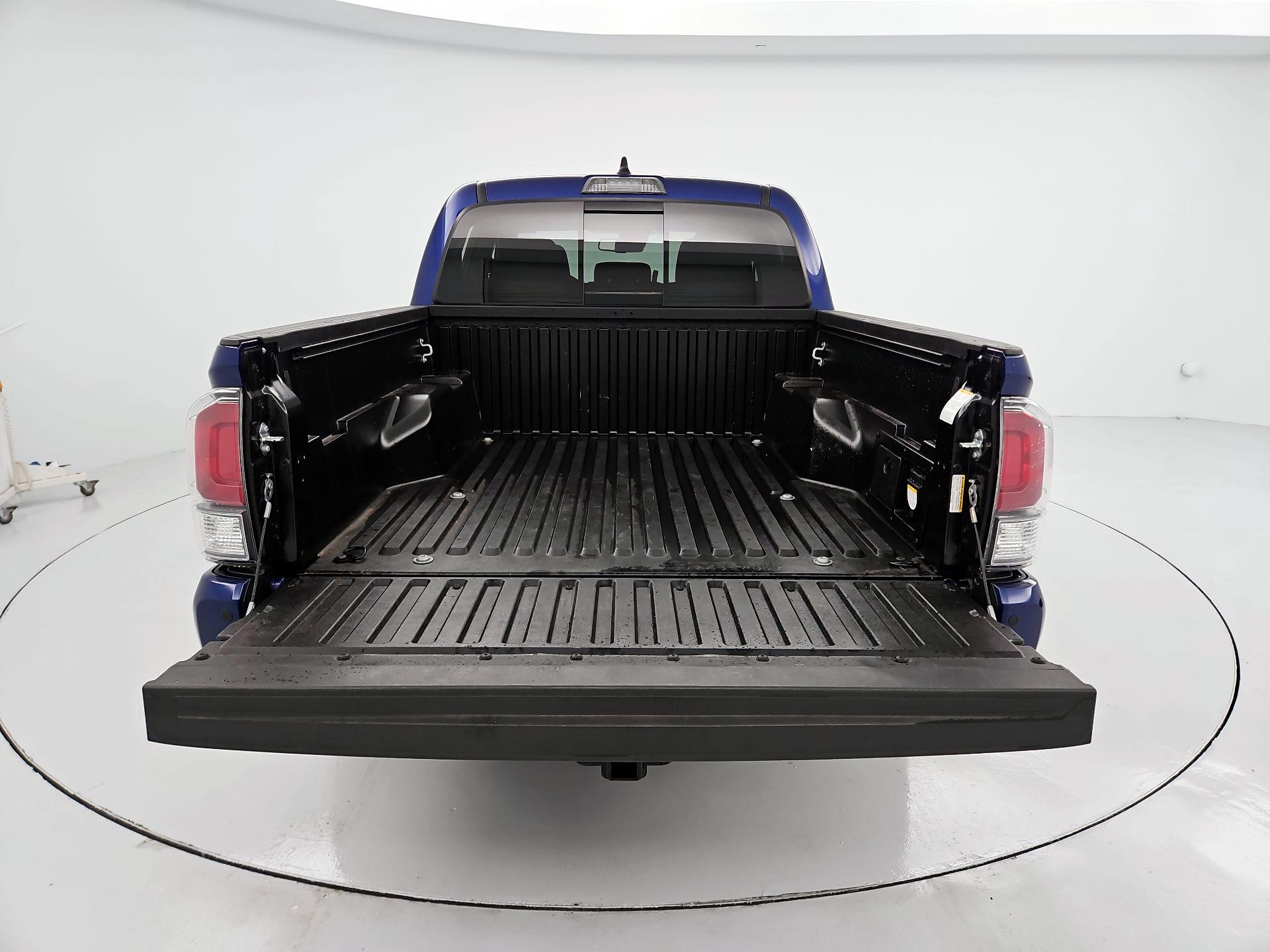Thumbnail: 2023 Toyota Tacoma - 20
