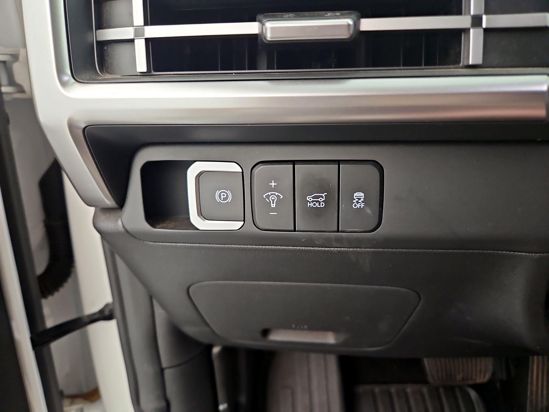 Thumbnail: 2024 Hyundai Santa Fe - 13