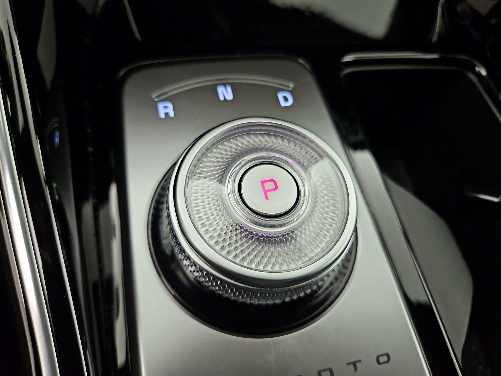 Thumbnail: 2025 Kia Sorento - 18