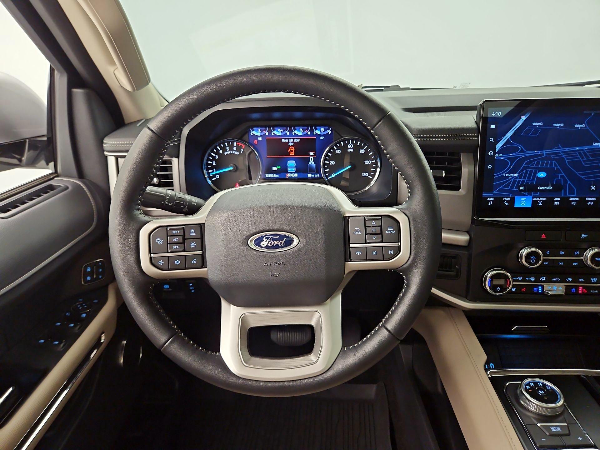 Thumbnail: 2022 Ford Expedition - 10