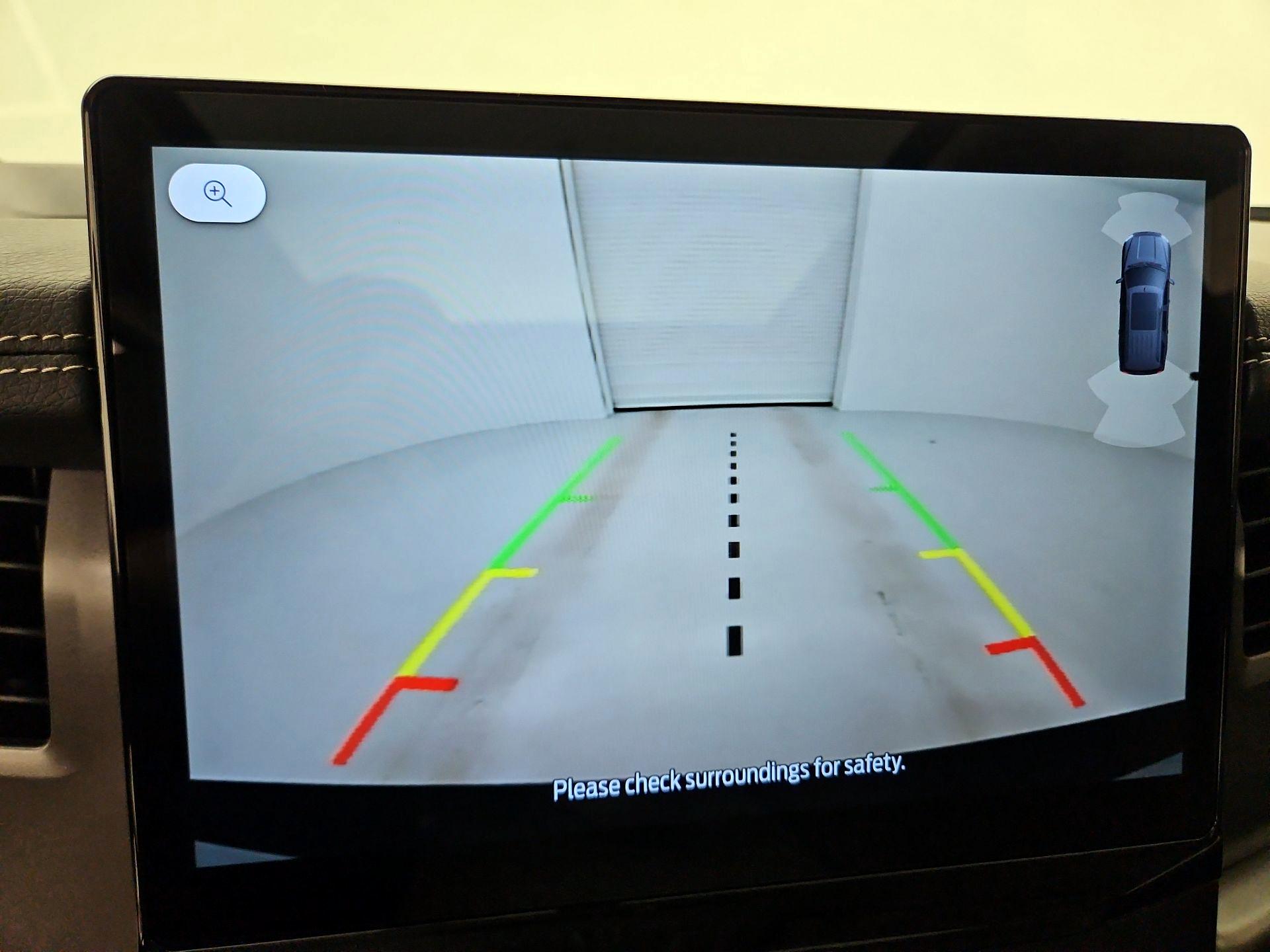 Thumbnail: 2022 Ford Expedition - 15