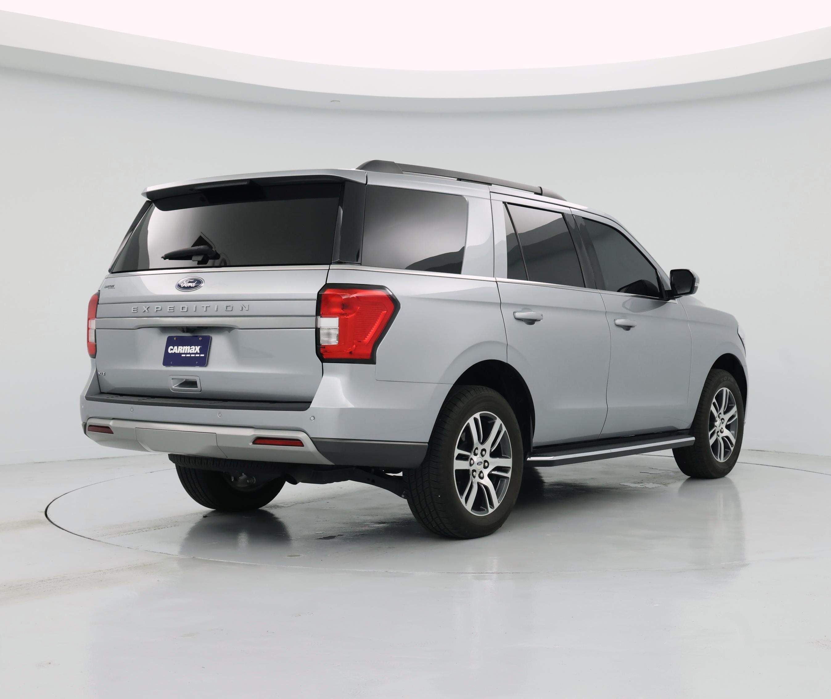 Thumbnail: 2022 Ford Expedition - 8