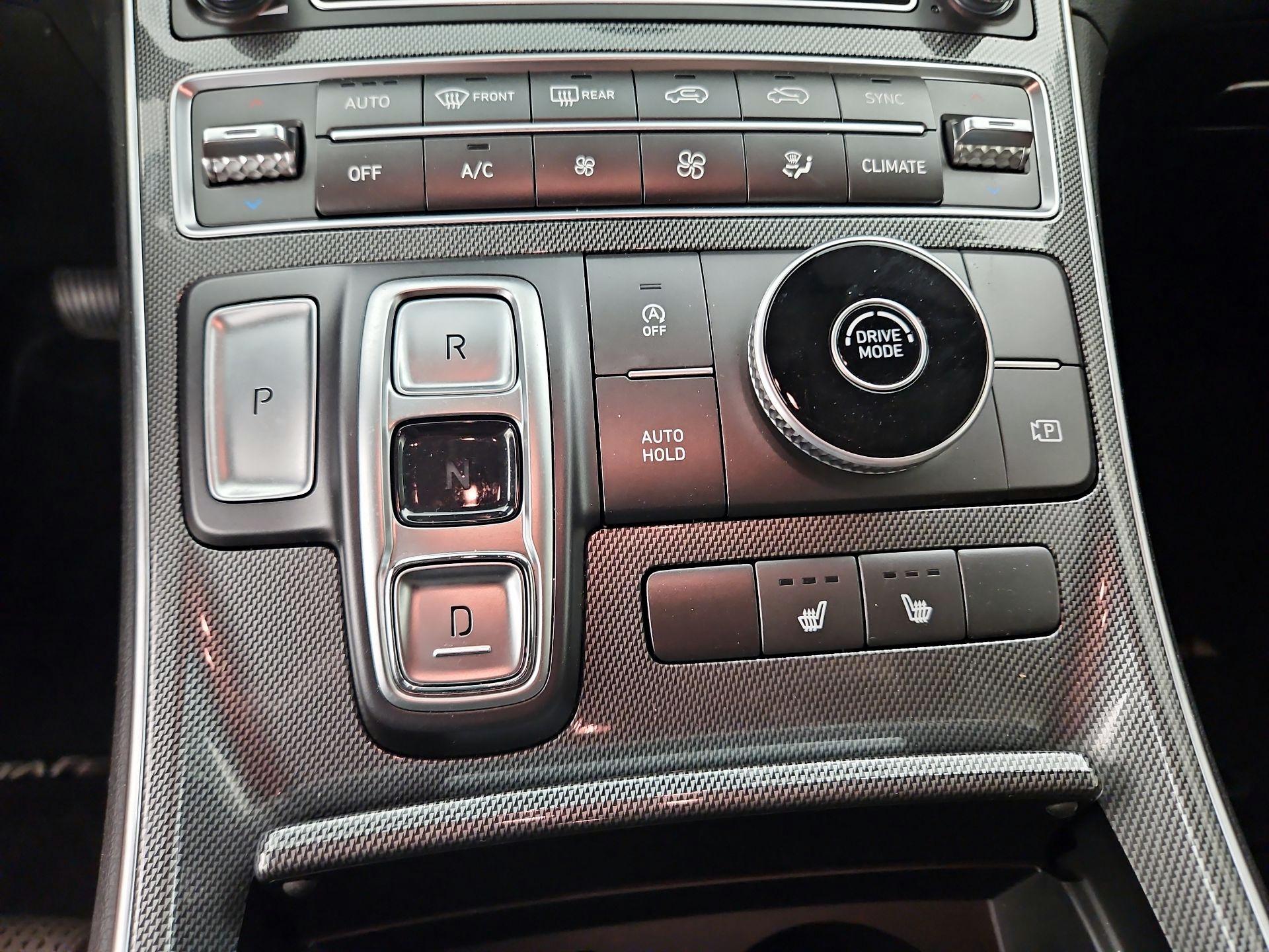 Thumbnail: 2023 Hyundai Santa Fe - 18