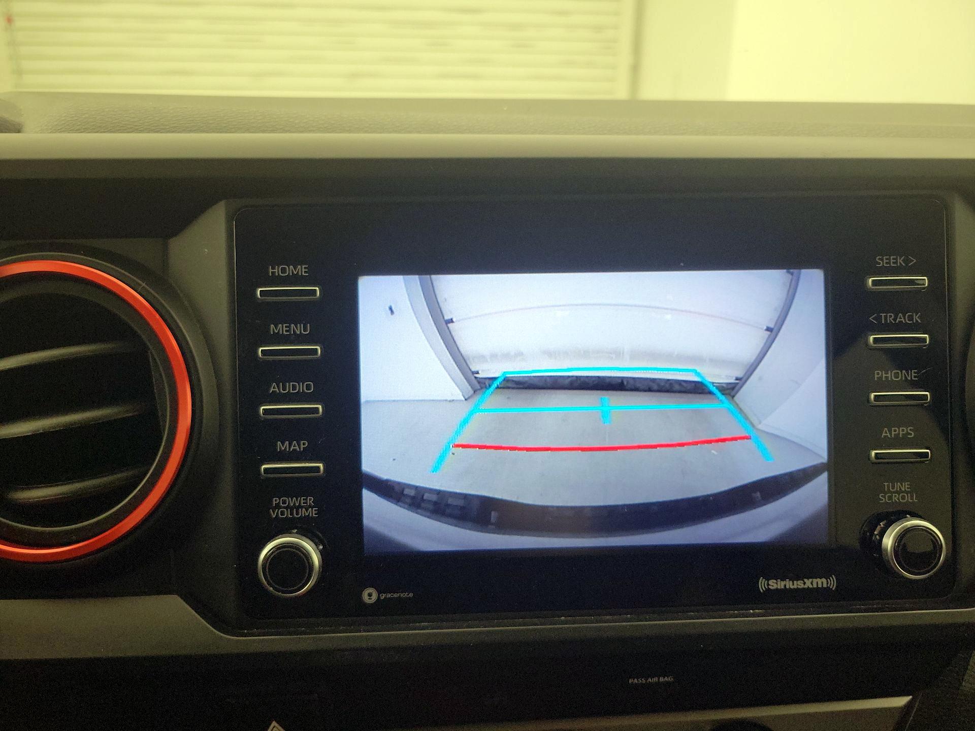 Thumbnail: 2021 Toyota Tacoma - 14