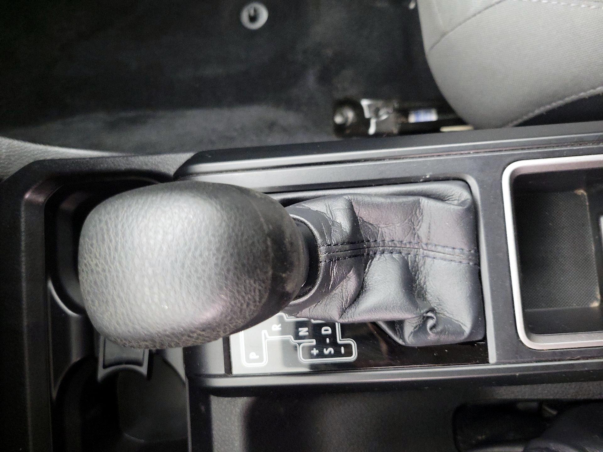 Thumbnail: 2021 Toyota Tacoma - 17