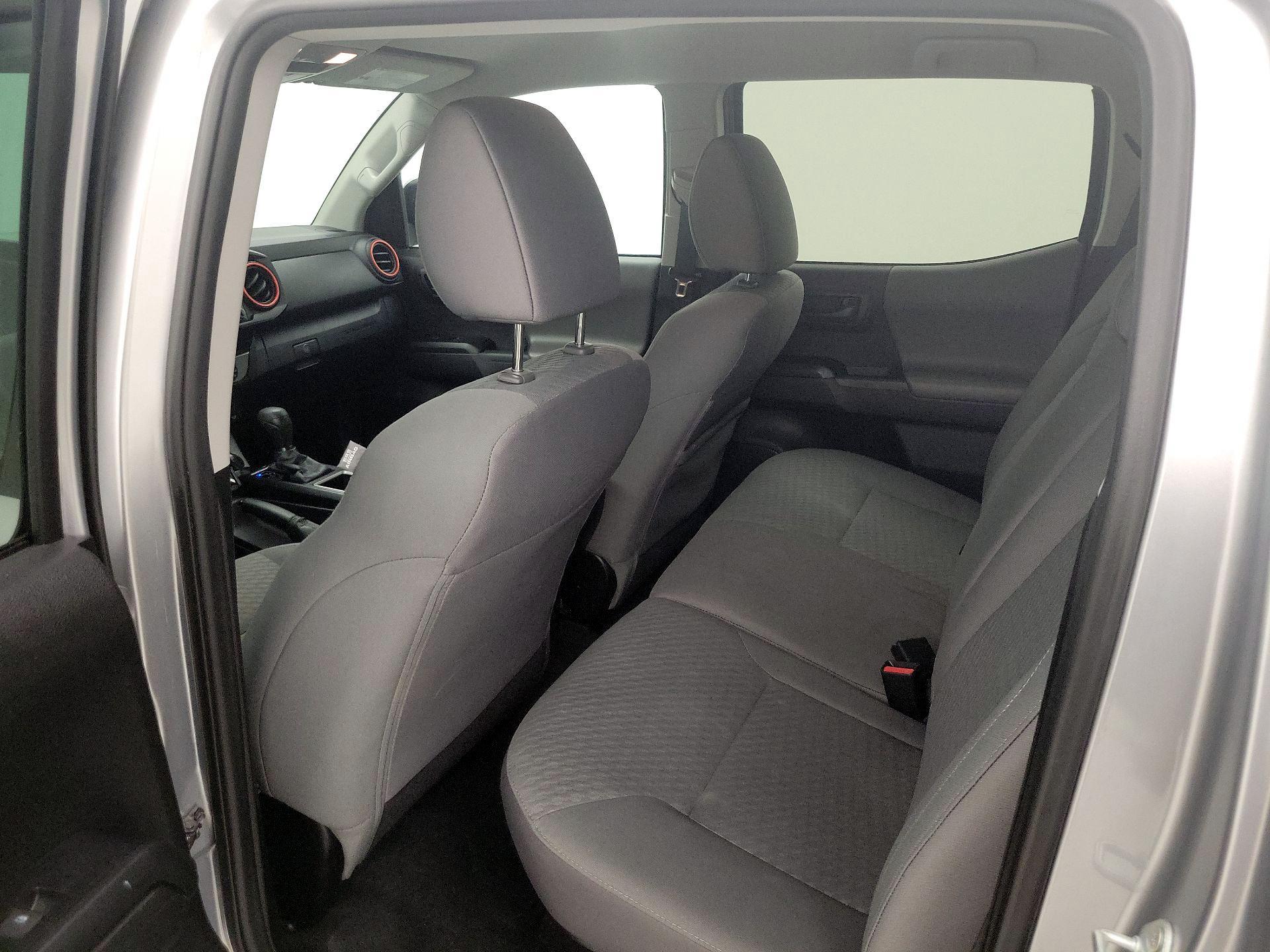 Thumbnail: 2021 Toyota Tacoma - 19