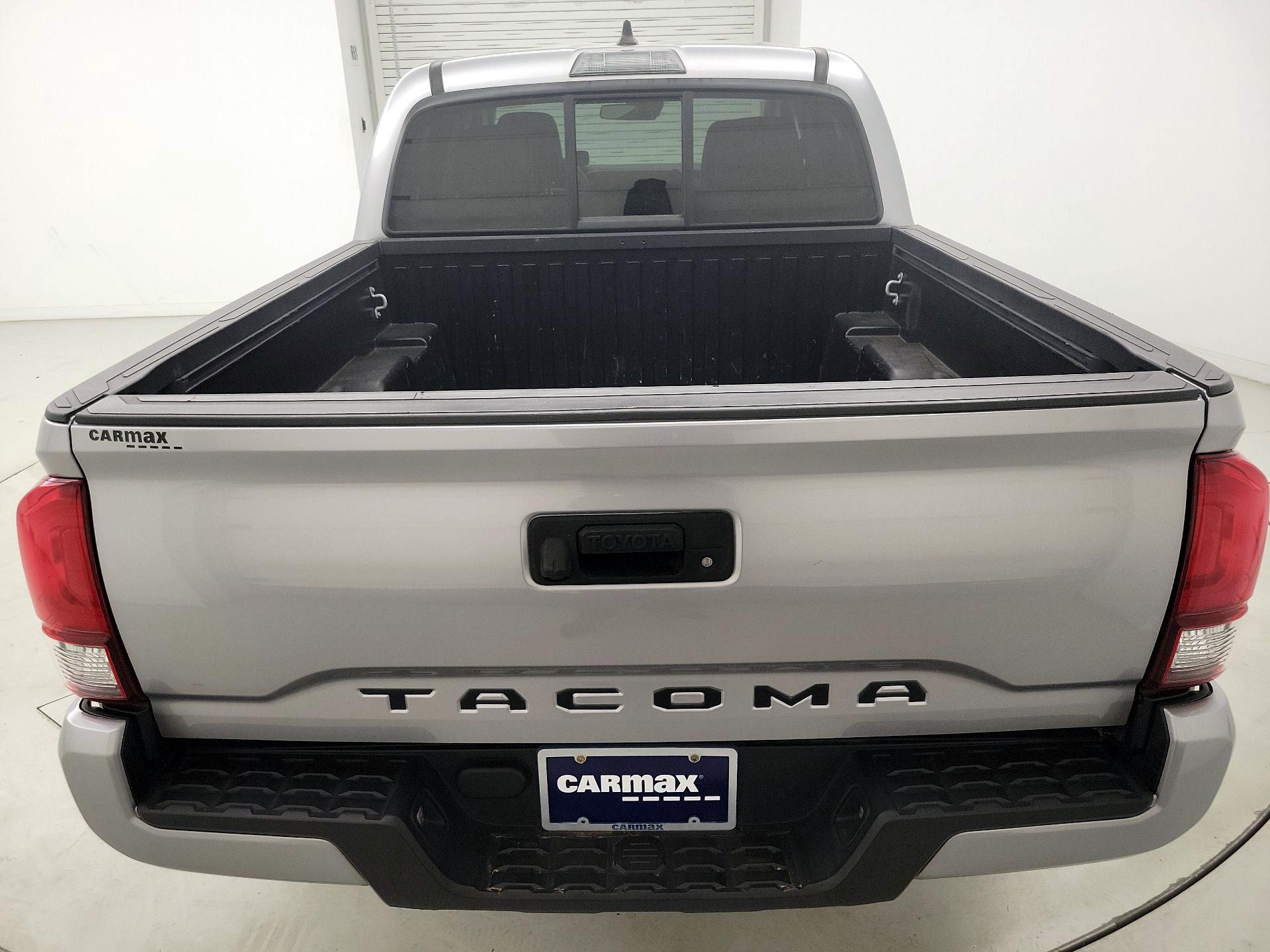 Thumbnail: 2021 Toyota Tacoma - 20