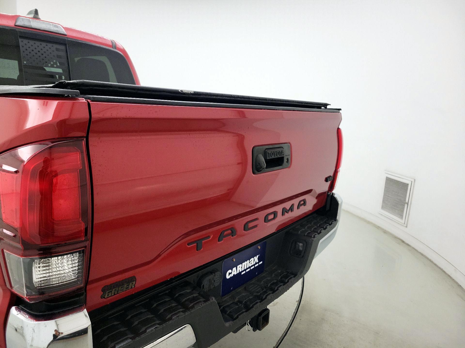 Thumbnail: 2021 Toyota Tacoma - 20