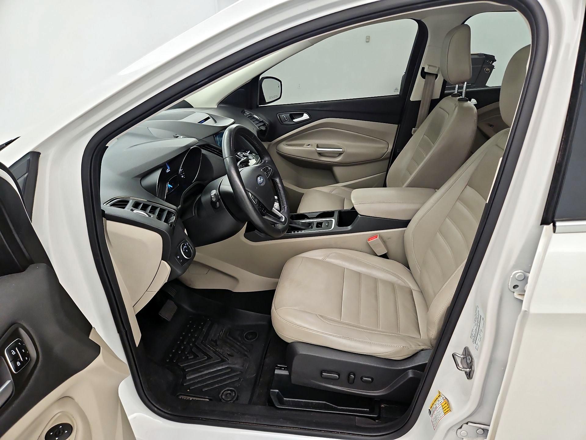 Thumbnail: 2018 Ford Escape - 11