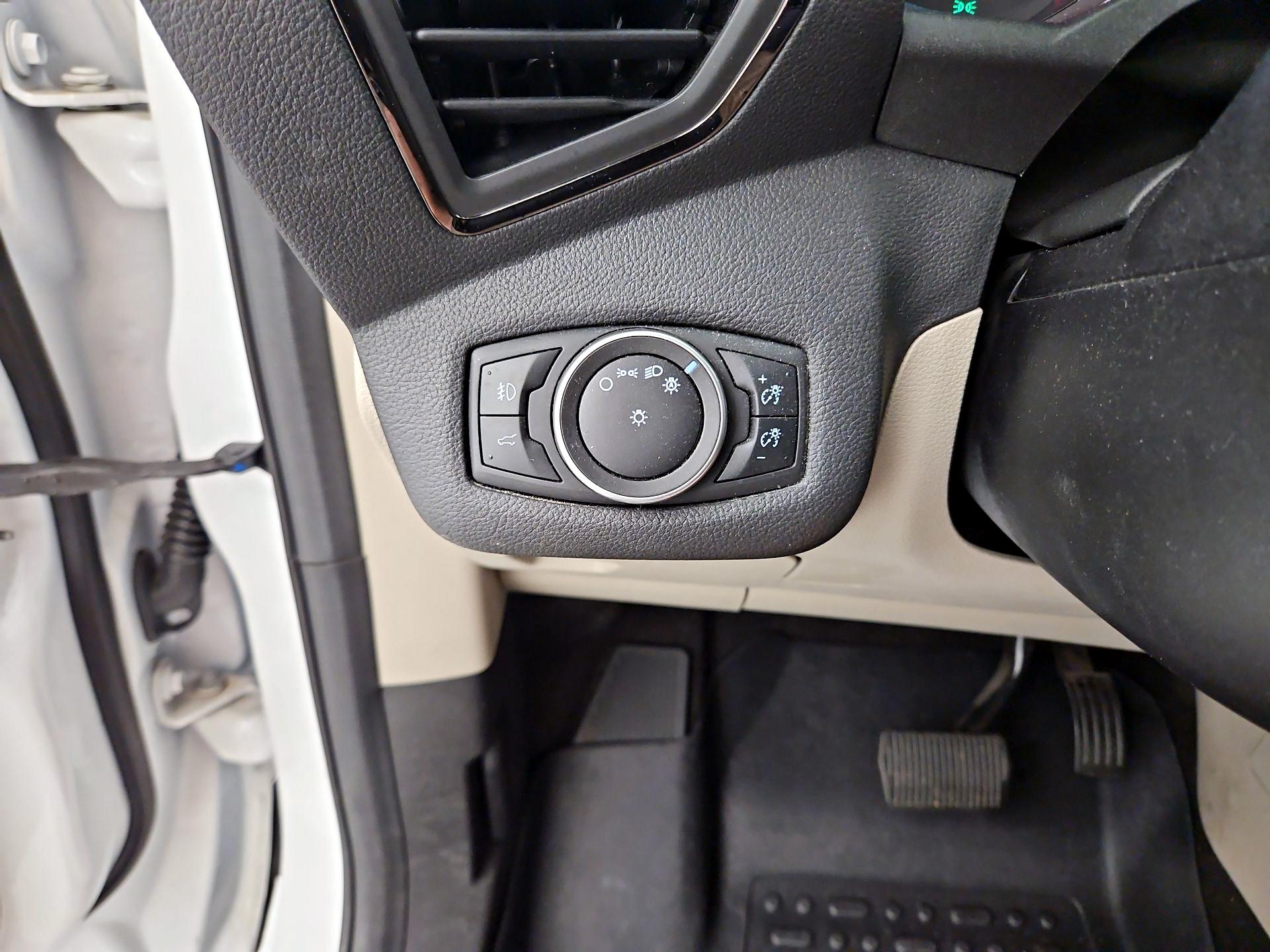 Thumbnail: 2018 Ford Escape - 13