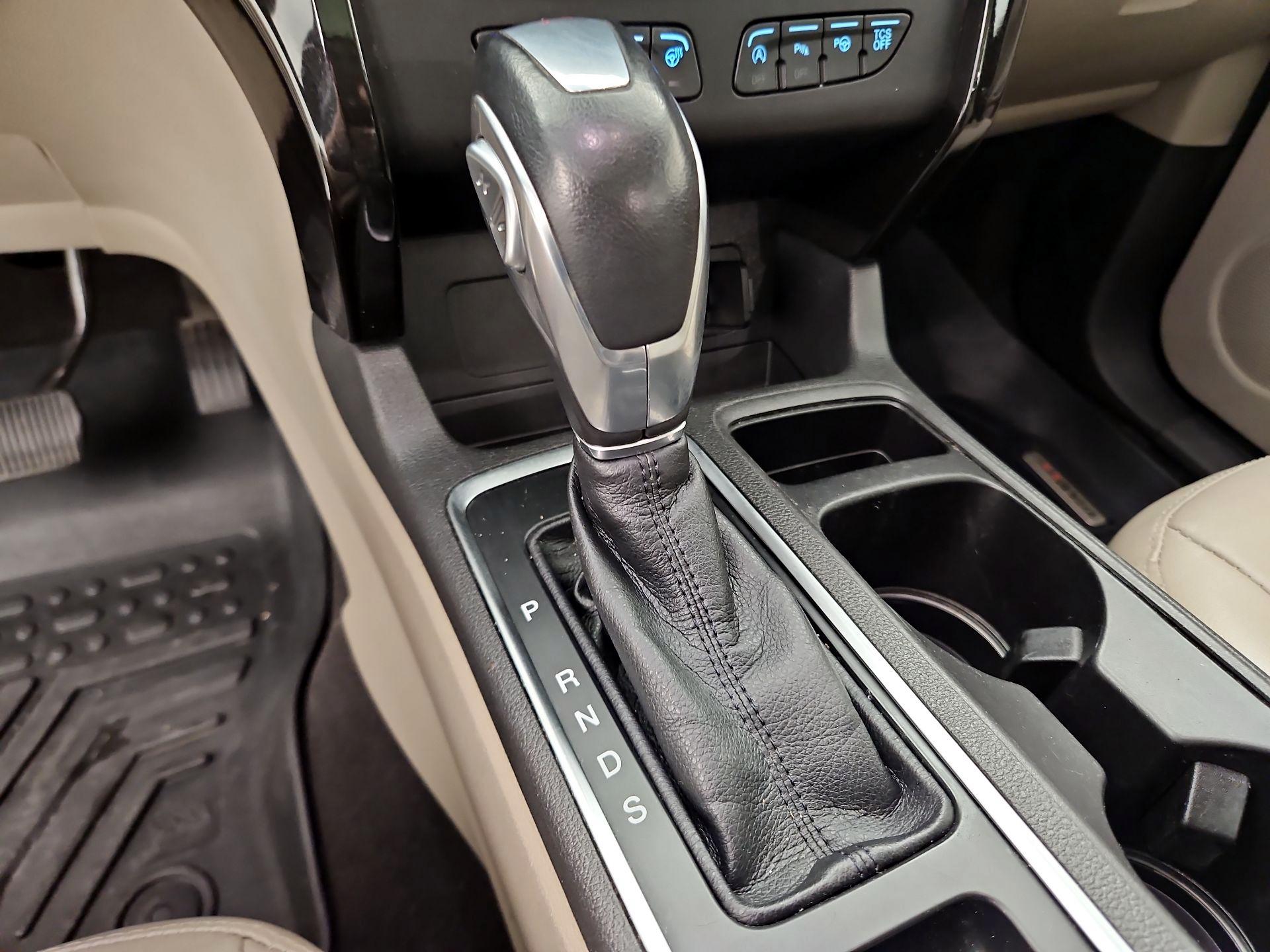 Thumbnail: 2018 Ford Escape - 18