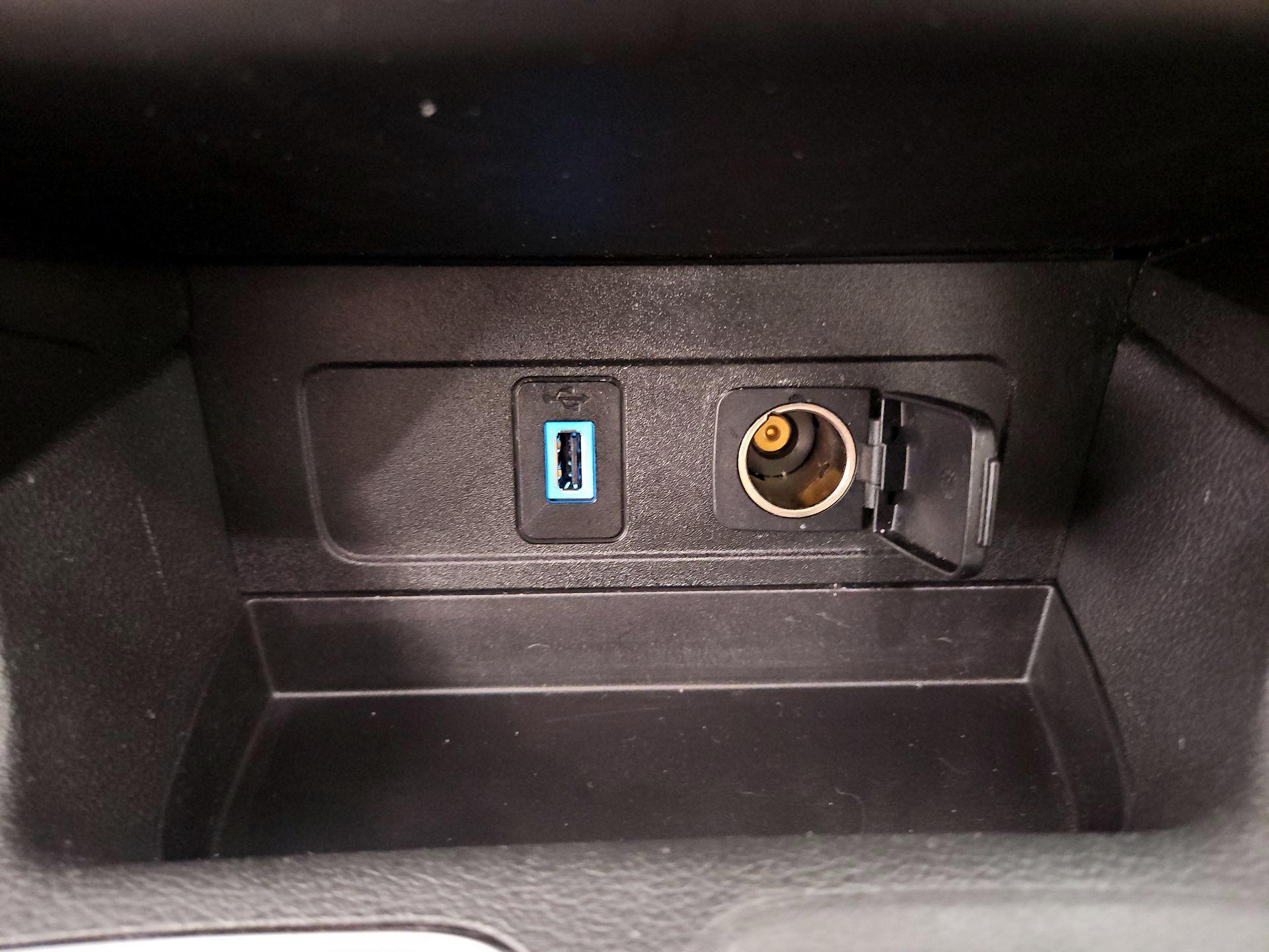 Thumbnail: 2018 Ford Escape - 19