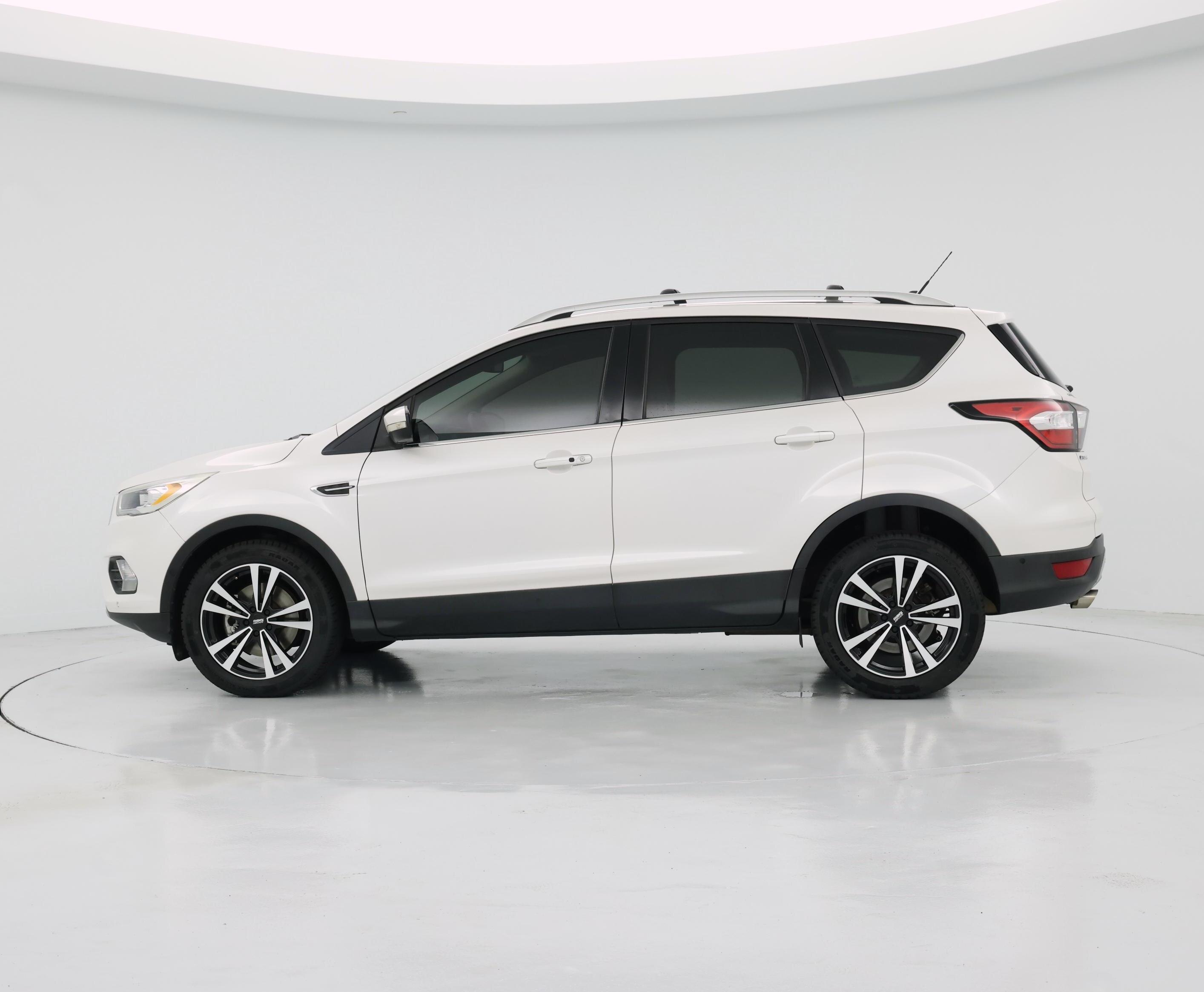 Thumbnail: 2018 Ford Escape - 3