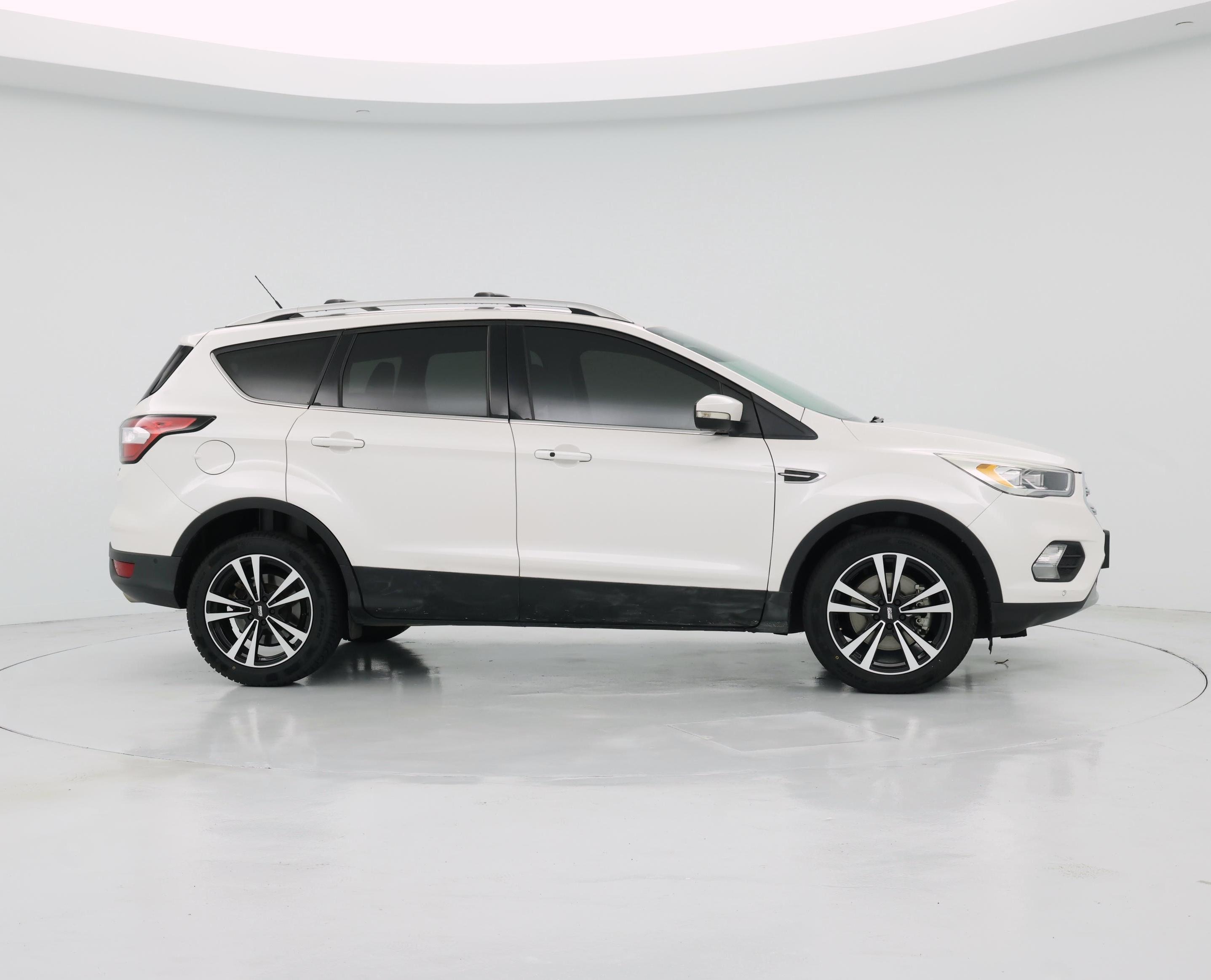 Thumbnail: 2018 Ford Escape - 7