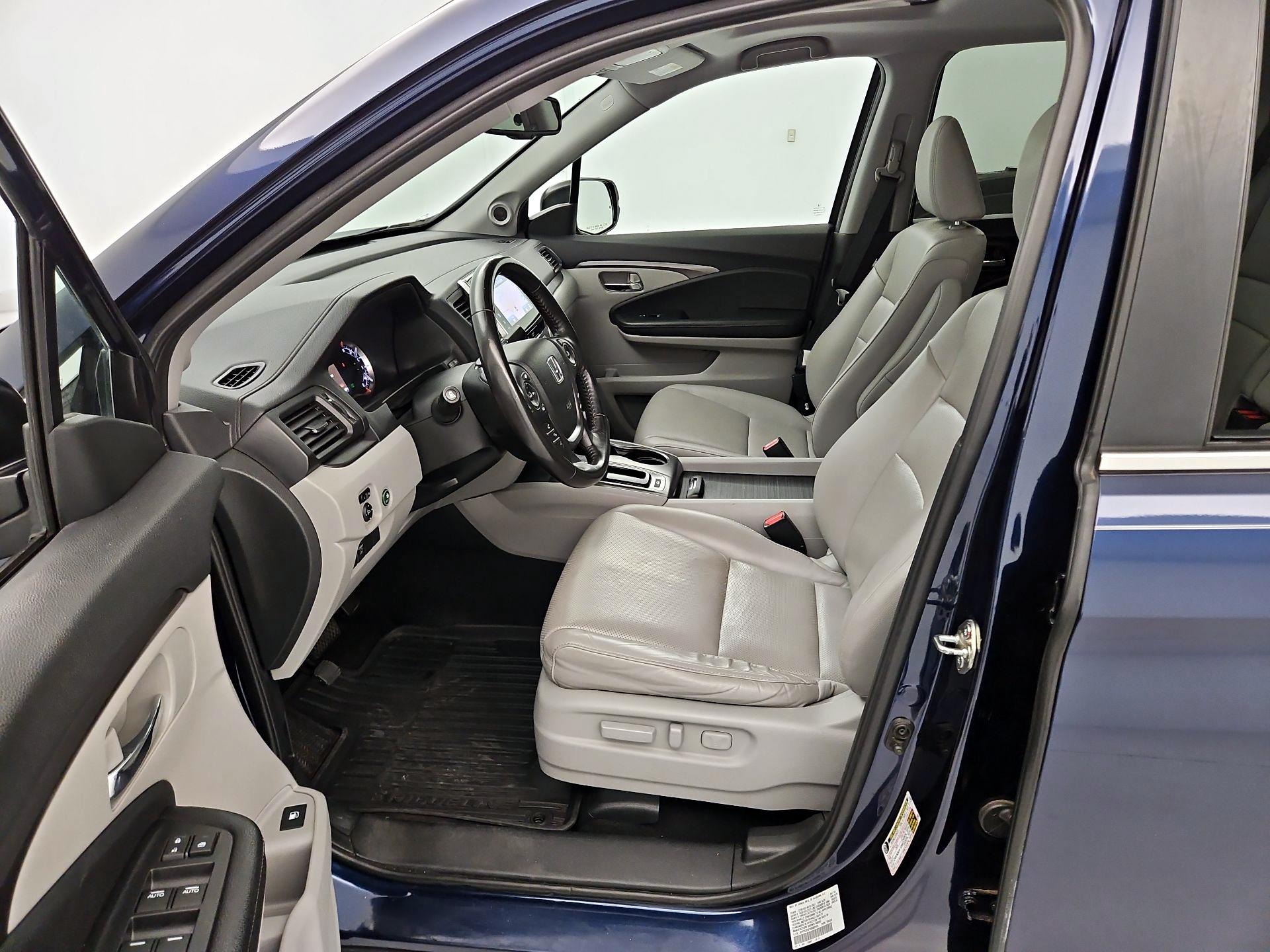 Thumbnail: 2019 Honda Ridgeline - 11