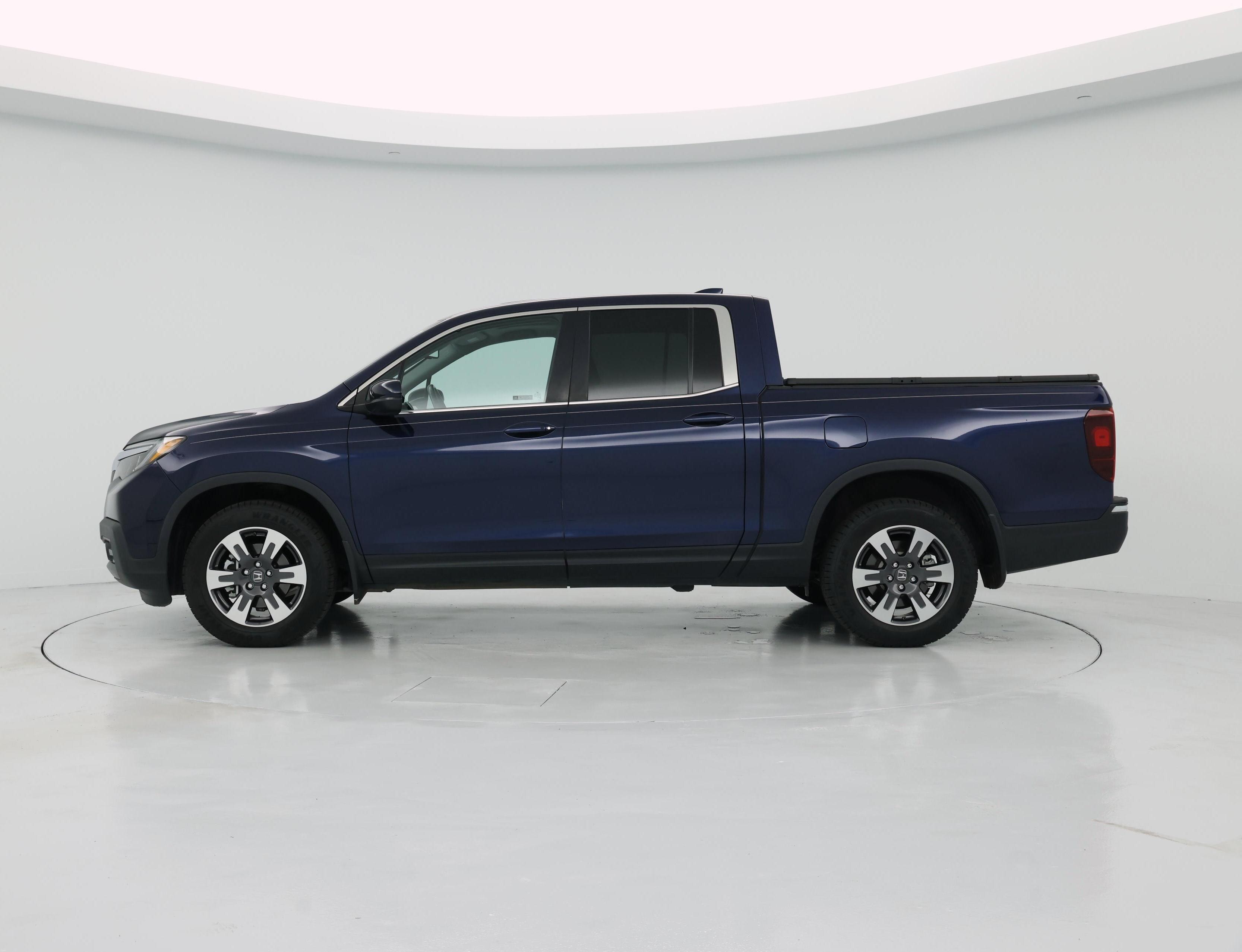 Thumbnail: 2019 Honda Ridgeline - 3