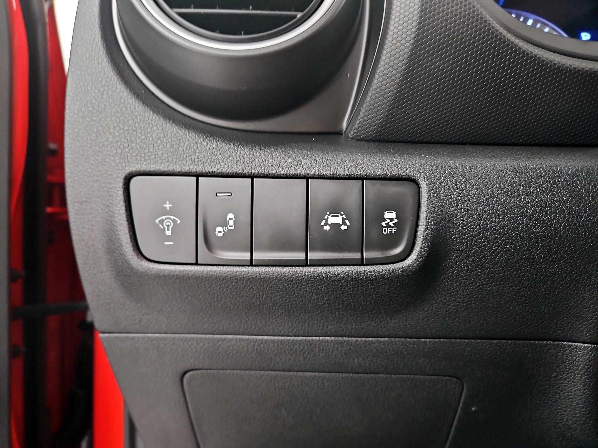 Thumbnail: 2020 Hyundai Kona - 13