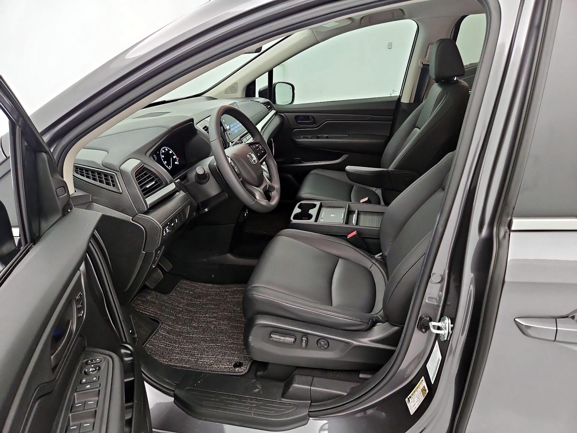 Thumbnail: 2026 Honda Odyssey - 11