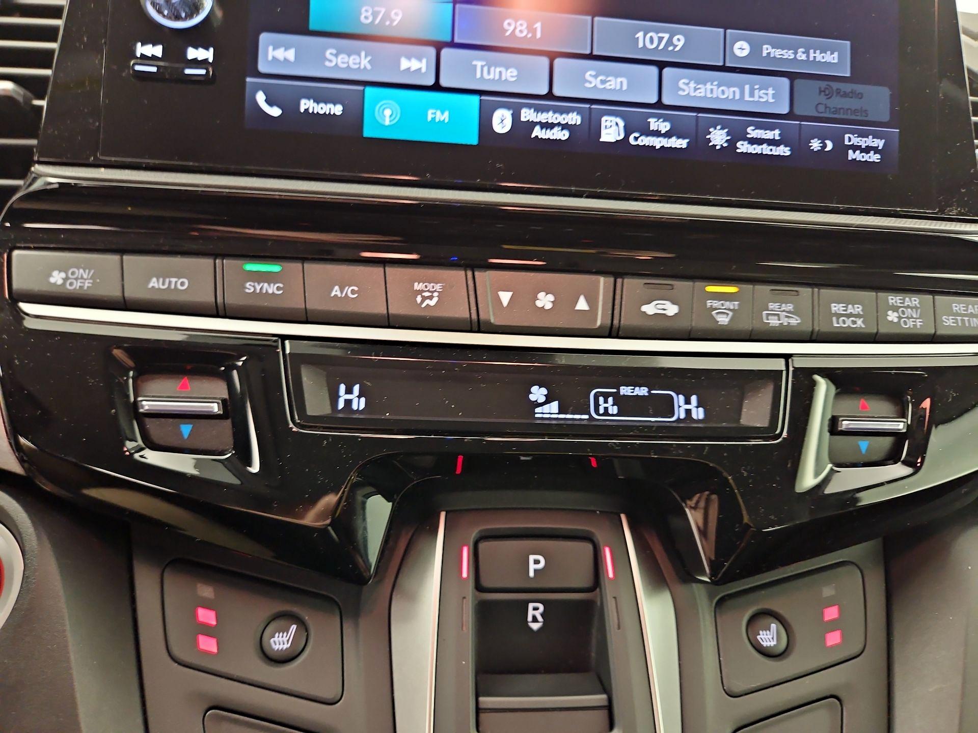 Thumbnail: 2026 Honda Odyssey - 16