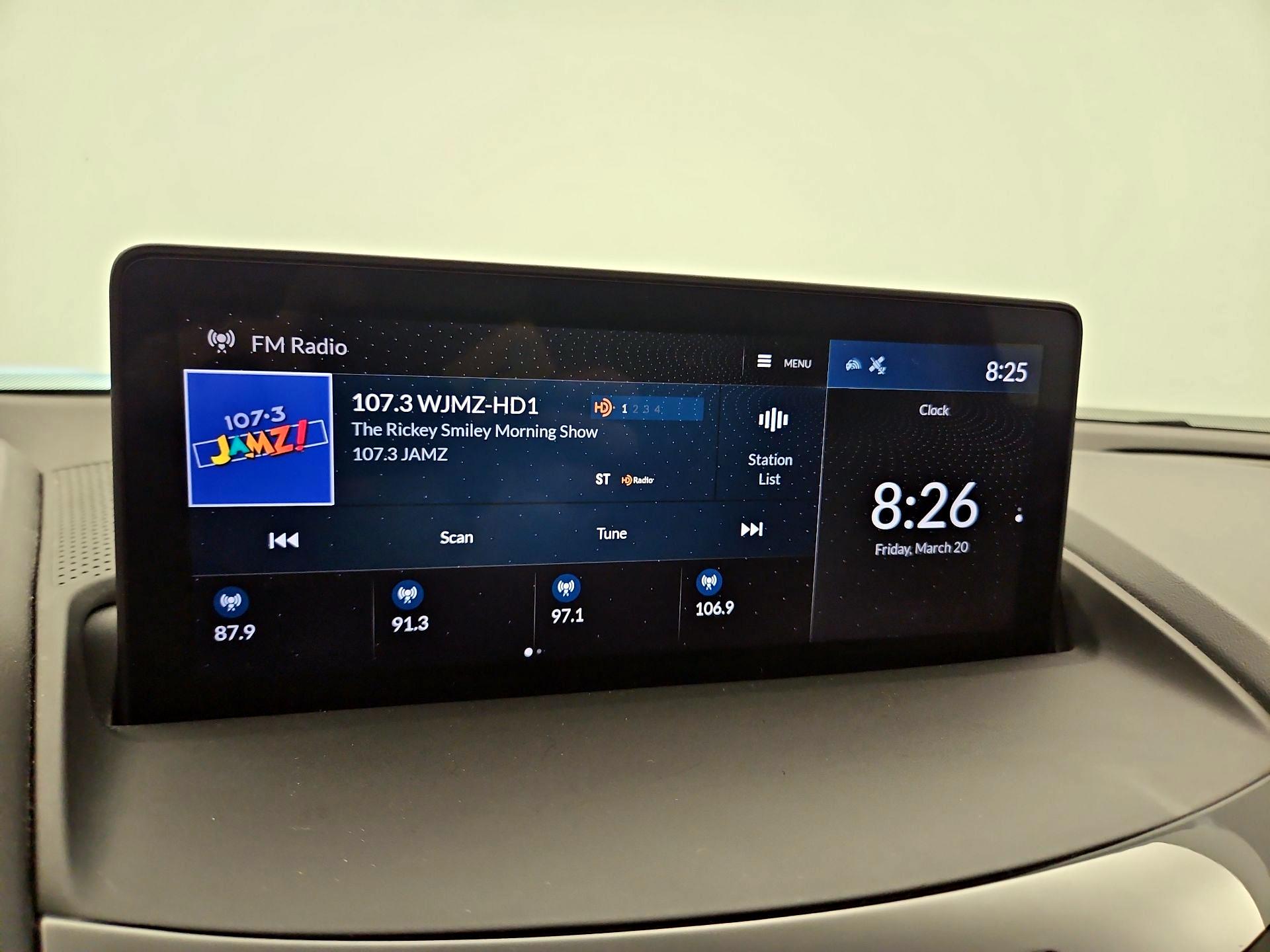 Thumbnail: 2024 Acura RDX - 15