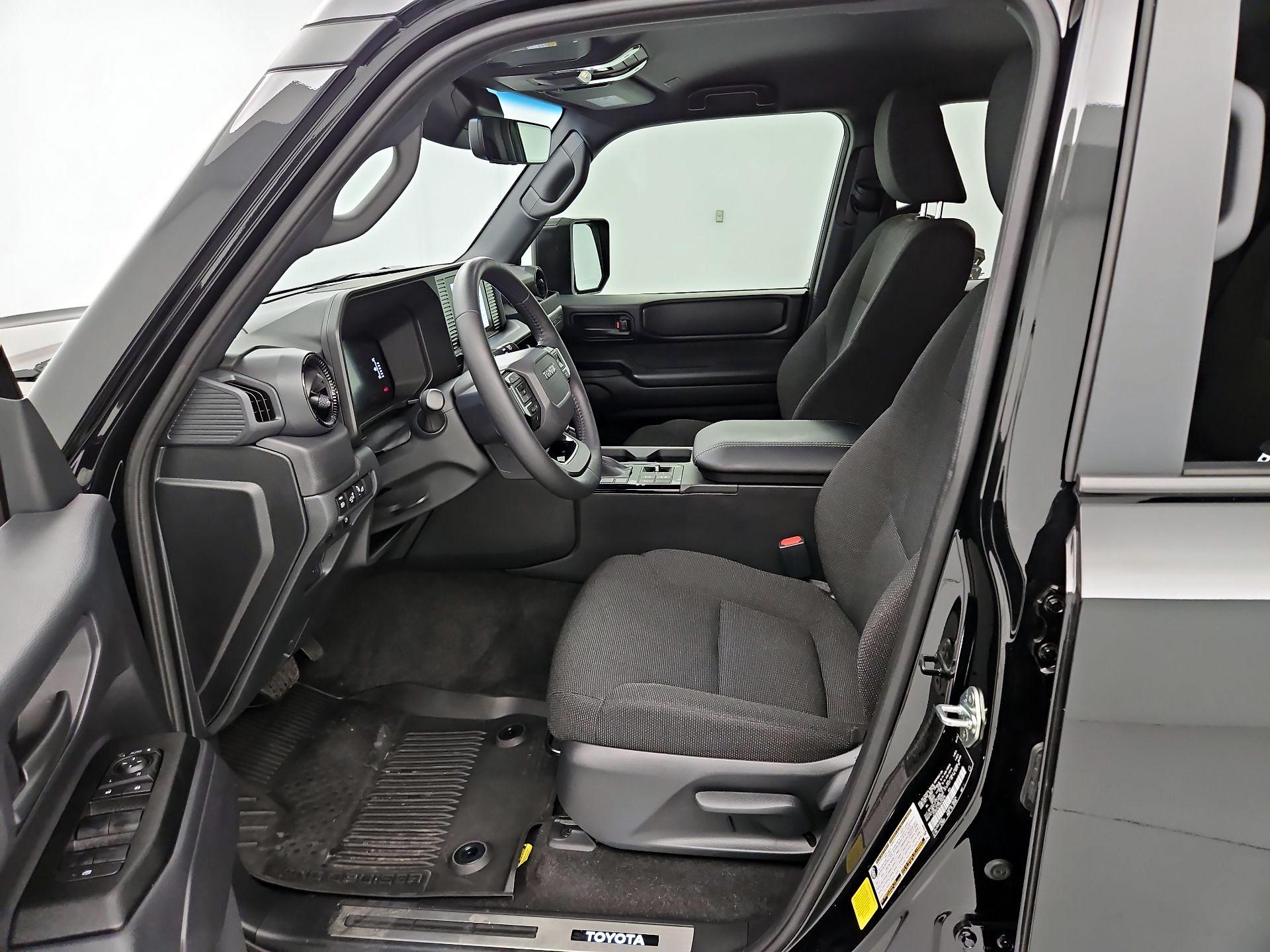 Thumbnail: 2025 Toyota Land Cruiser - 11