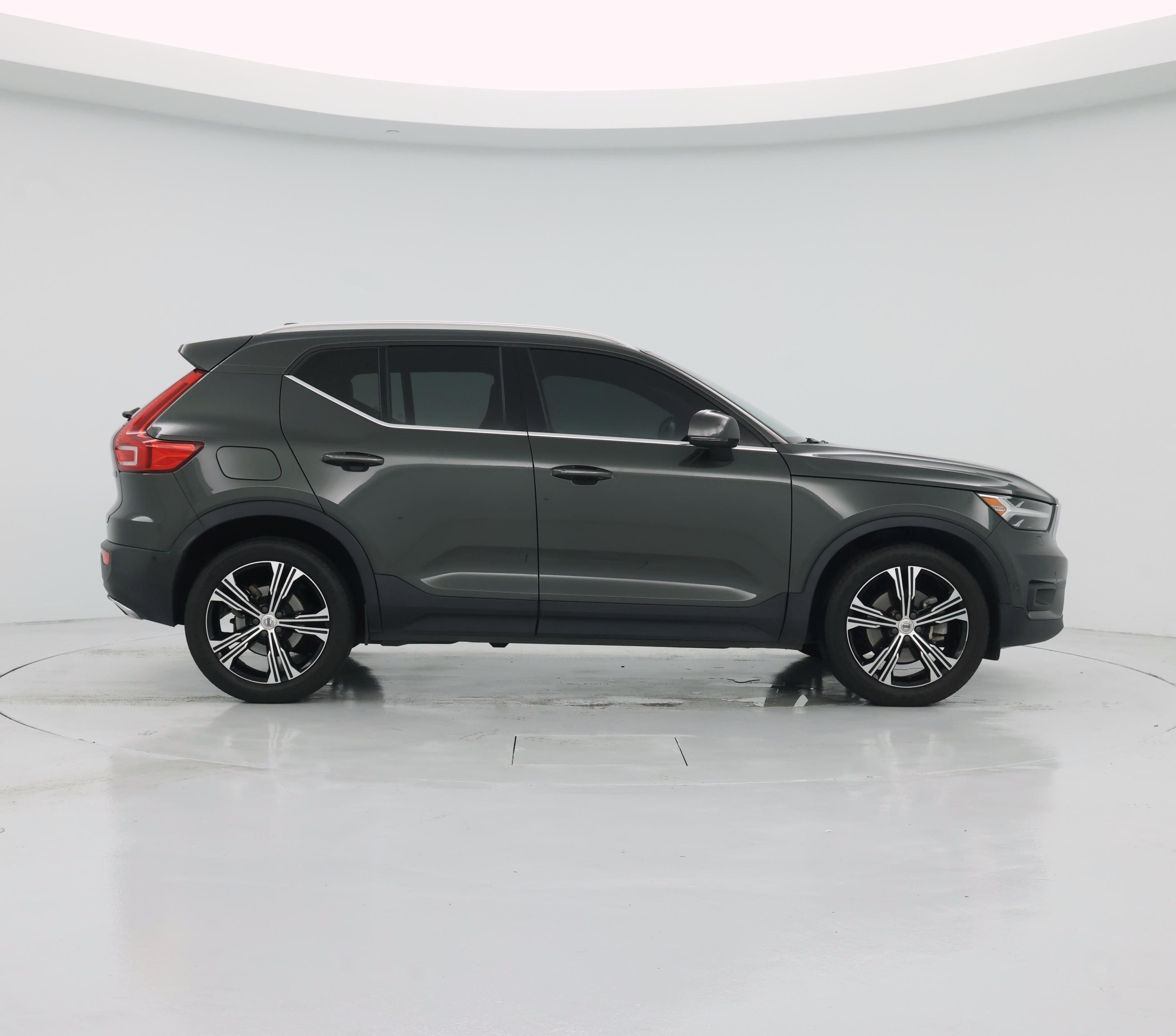 Thumbnail: 2019 Volvo XC40 - 7