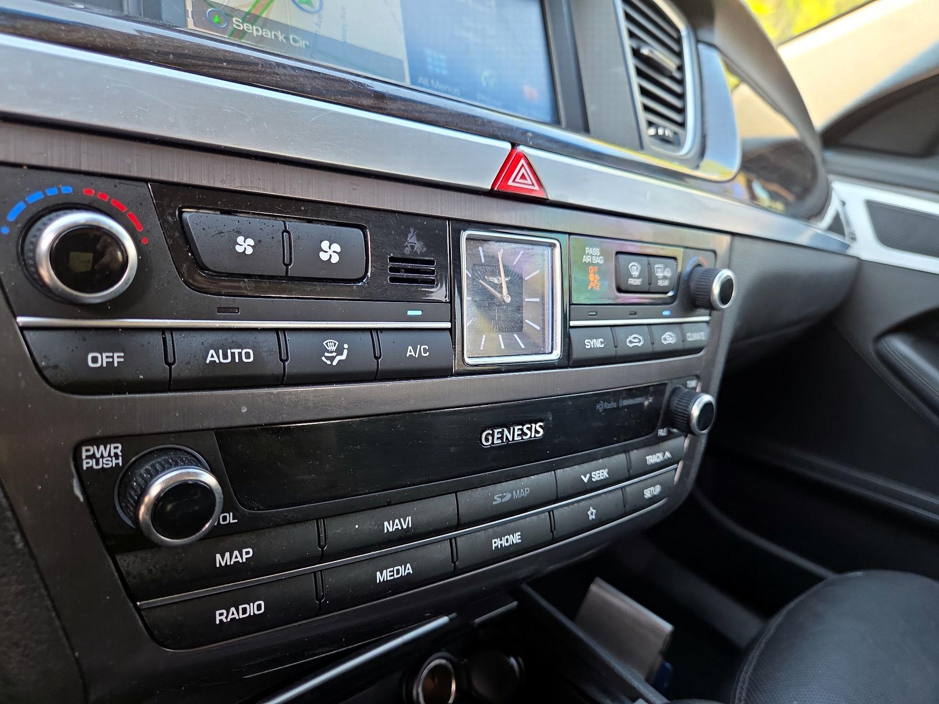 Thumbnail: 2019 Genesis G80 - 14