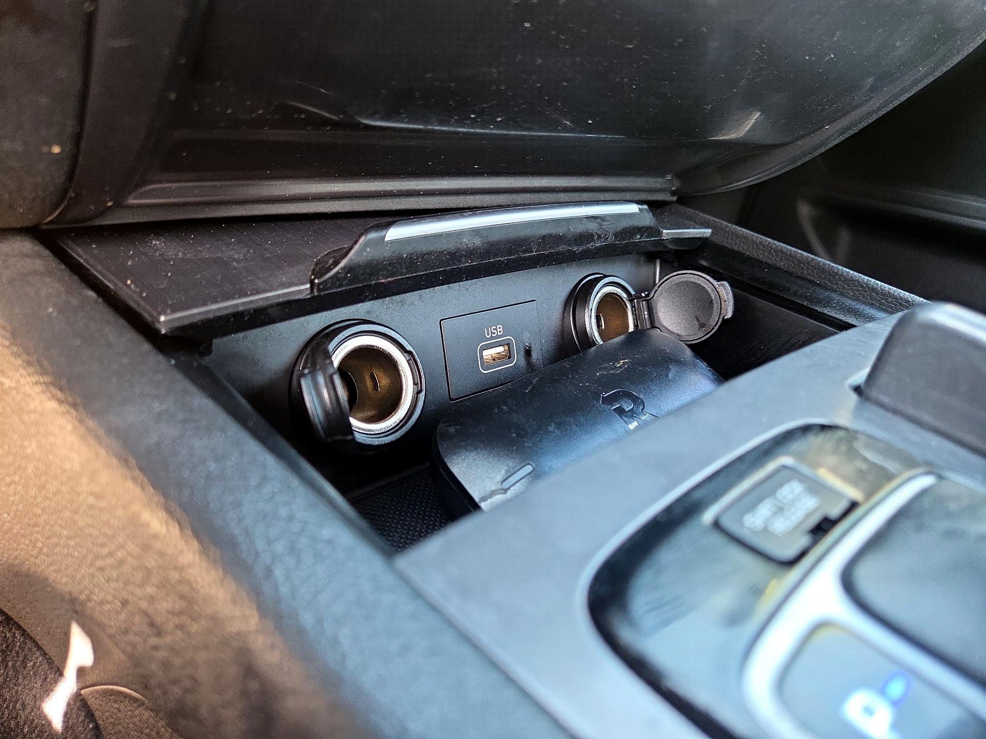 Thumbnail: 2019 Genesis G80 - 16