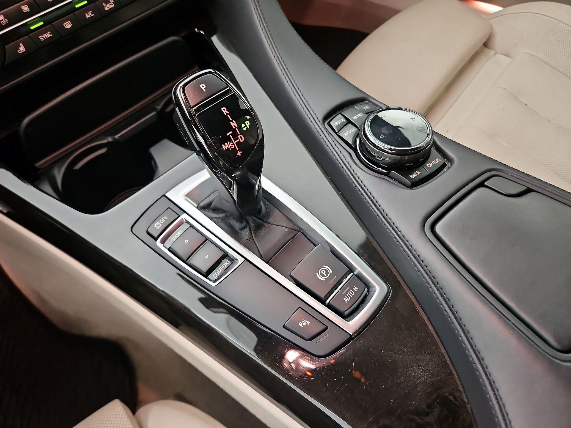 Thumbnail: 2015 BMW 6 Series - 18