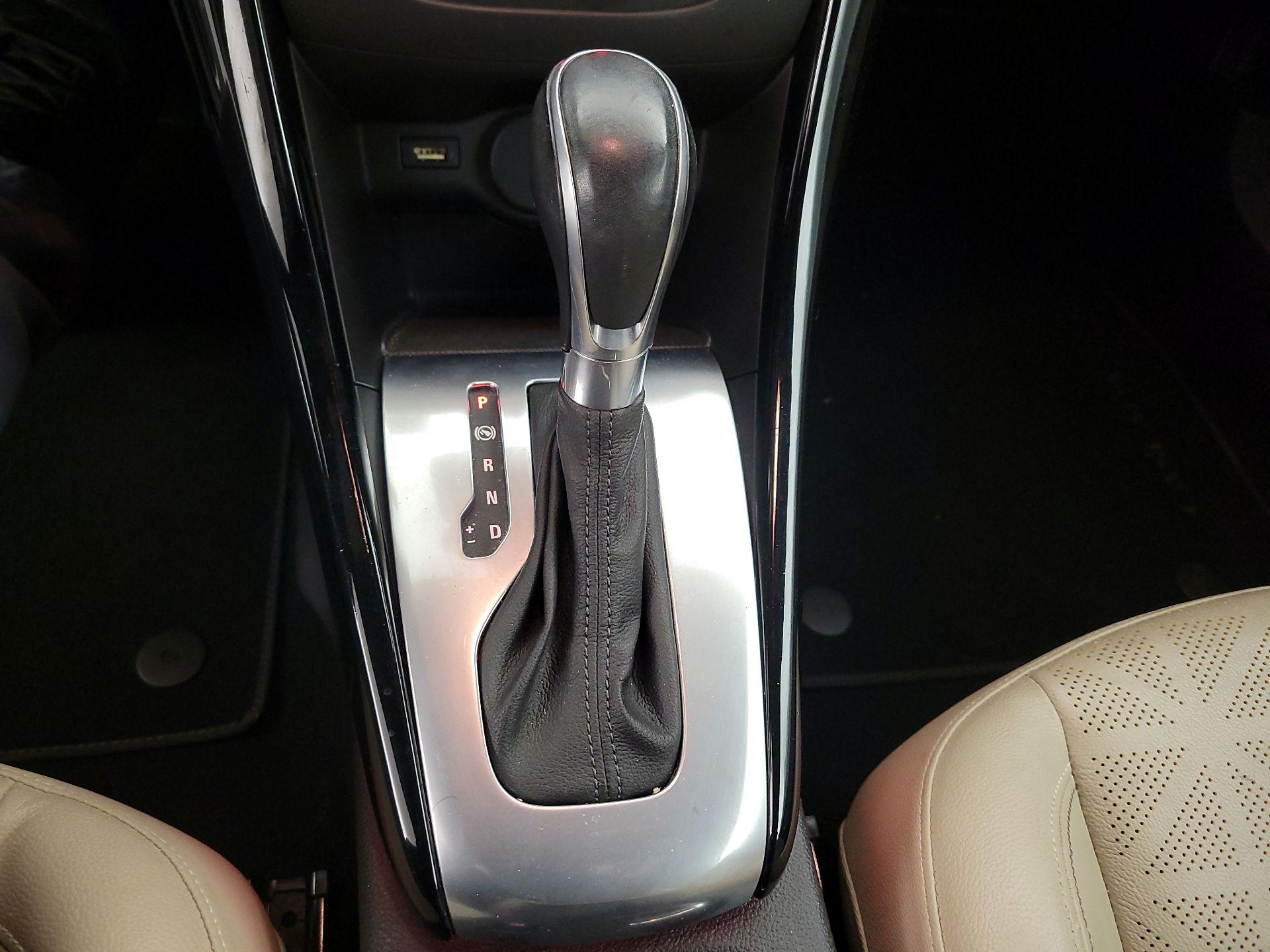 Thumbnail: 2016 Buick Cascada - 17