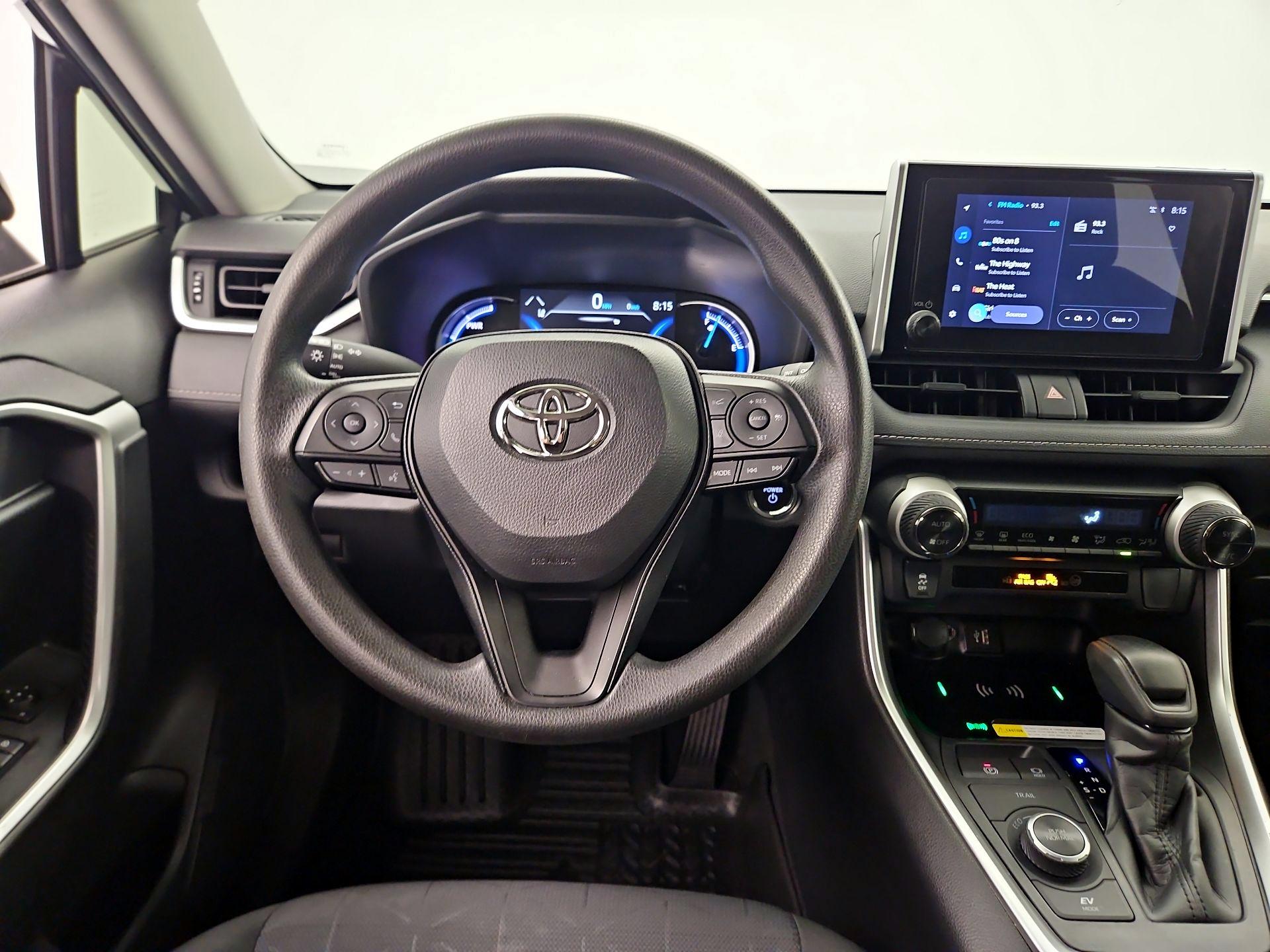 Thumbnail: 2025 Toyota RAV4 - 10