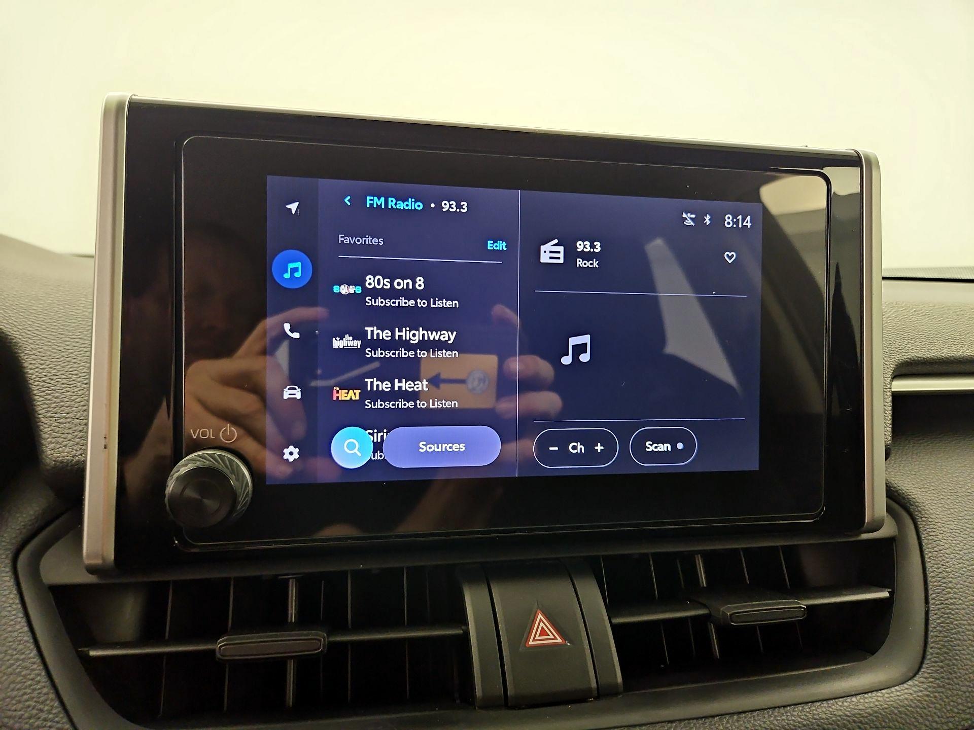 Thumbnail: 2025 Toyota RAV4 - 15