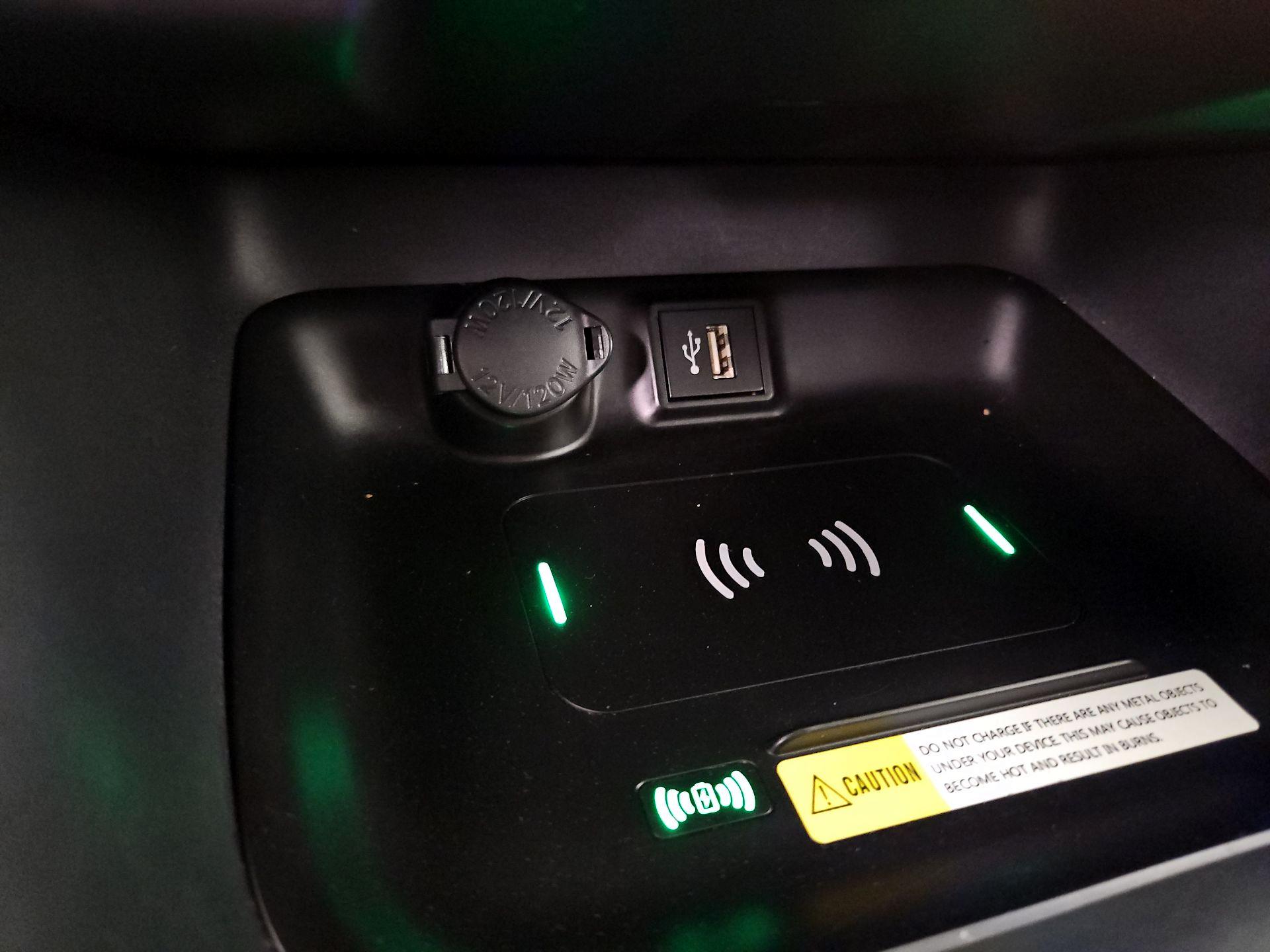 Thumbnail: 2025 Toyota RAV4 - 18