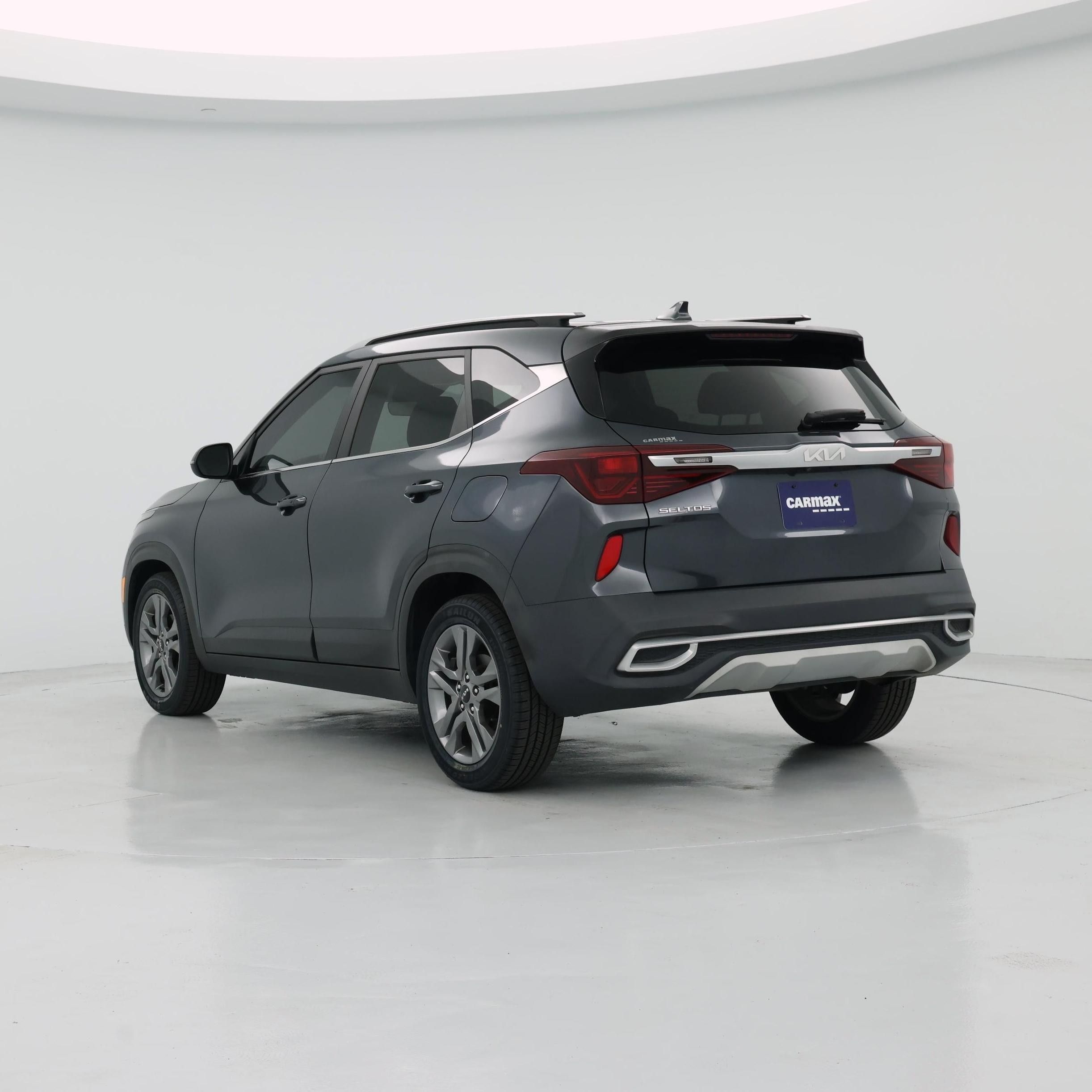 Thumbnail: 2022 Kia Seltos - 2