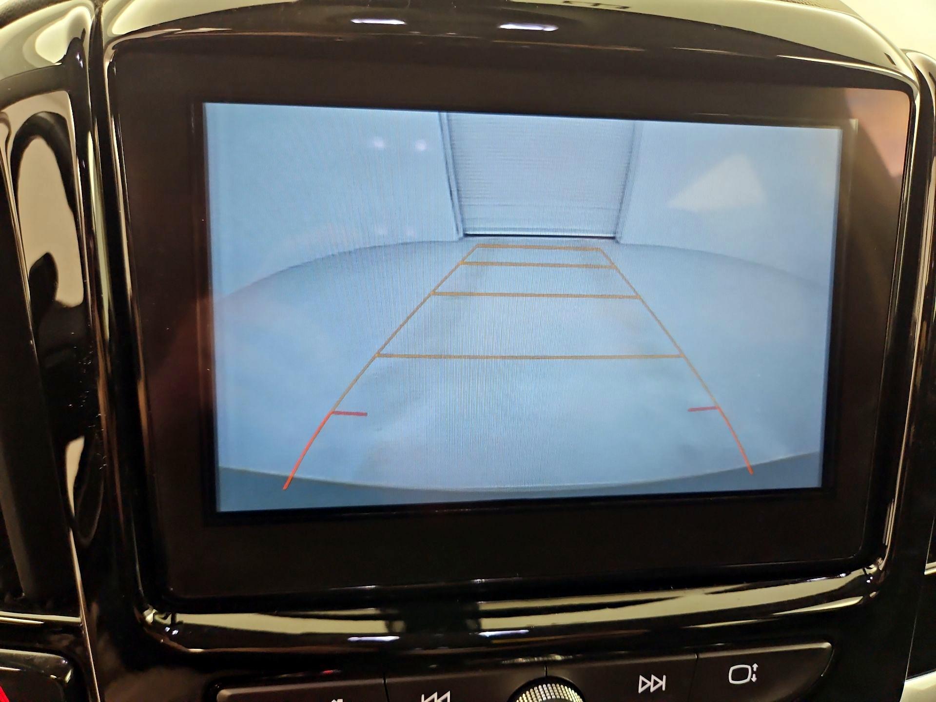 Thumbnail: 2019 Chevrolet Traverse - 14