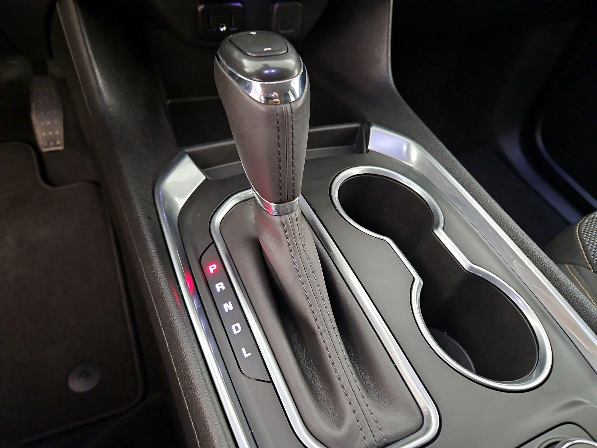 Thumbnail: 2019 Chevrolet Traverse - 17