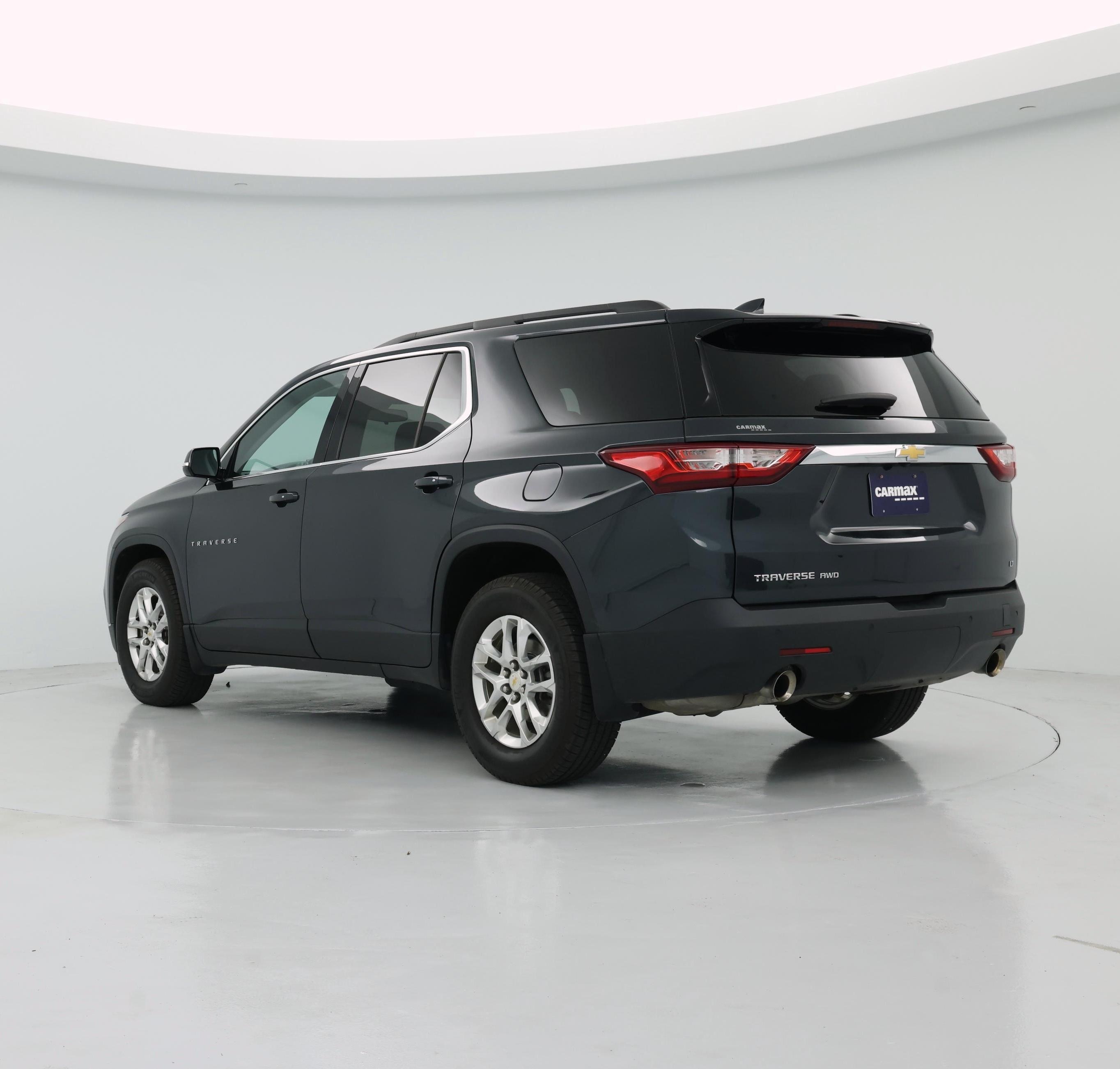 Thumbnail: 2019 Chevrolet Traverse - 2