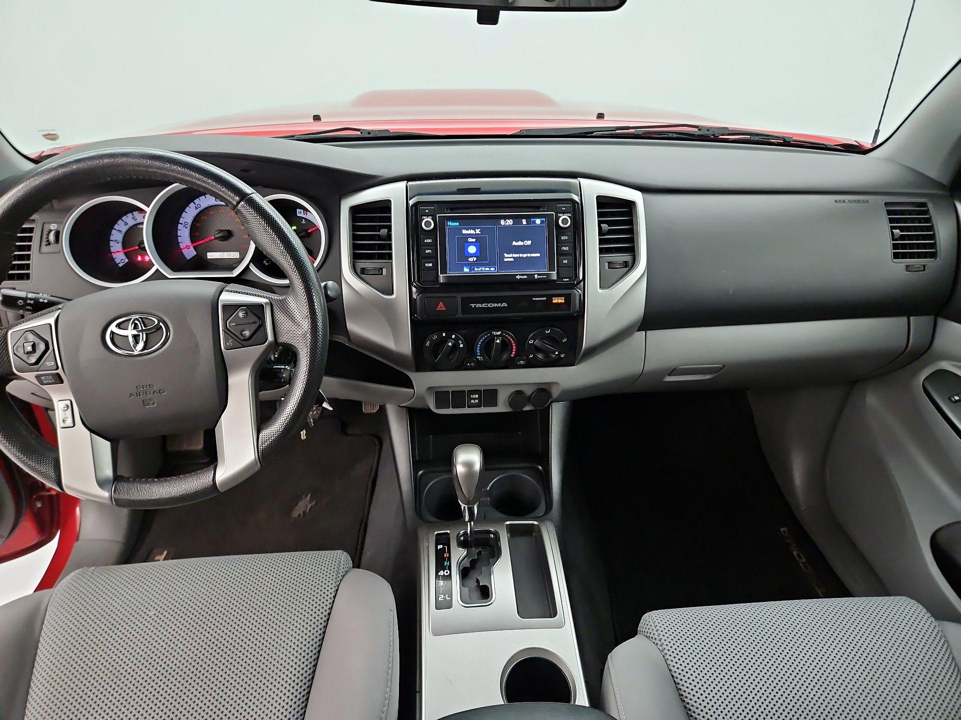 Thumbnail: 2015 Toyota Tacoma - 9
